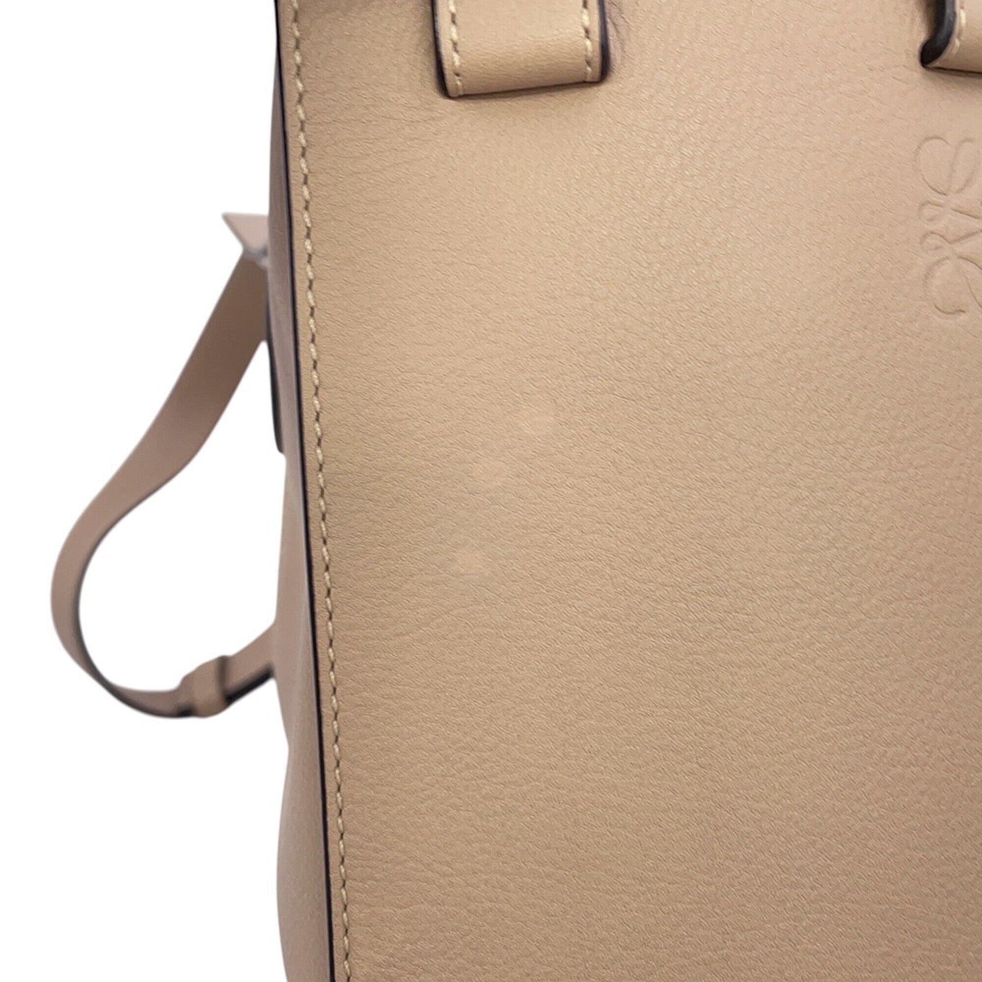 Loewe Hammock Beige Leather Handbag Shoulder Bag (Pre-Owned)
