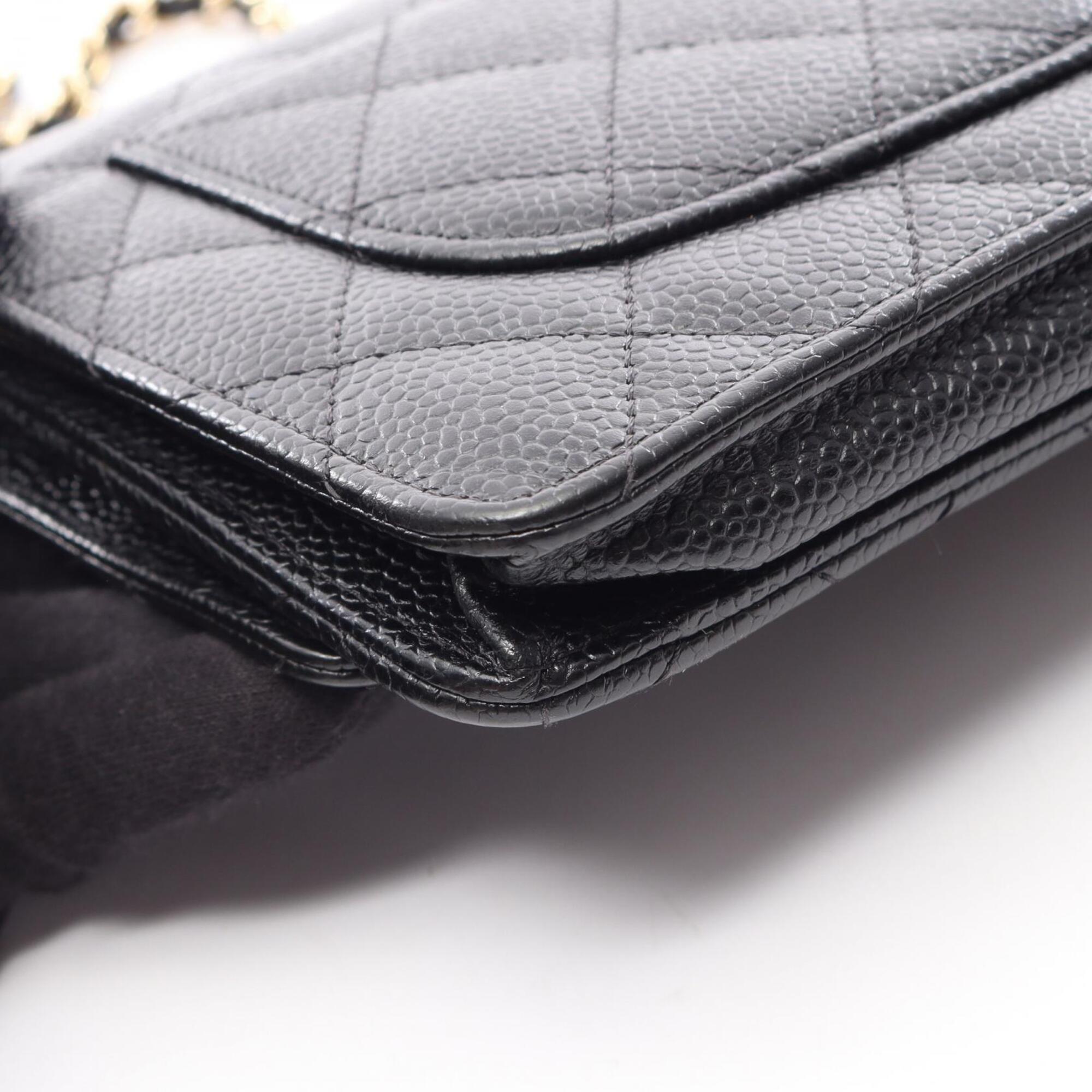 Chanel Black Leather Handbag Shoulder Bag (Pre-Owned)