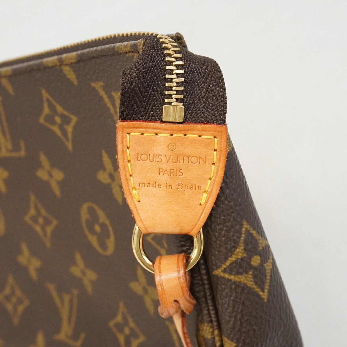Louis Vuitton Brown Pouch (Pre-Owned)