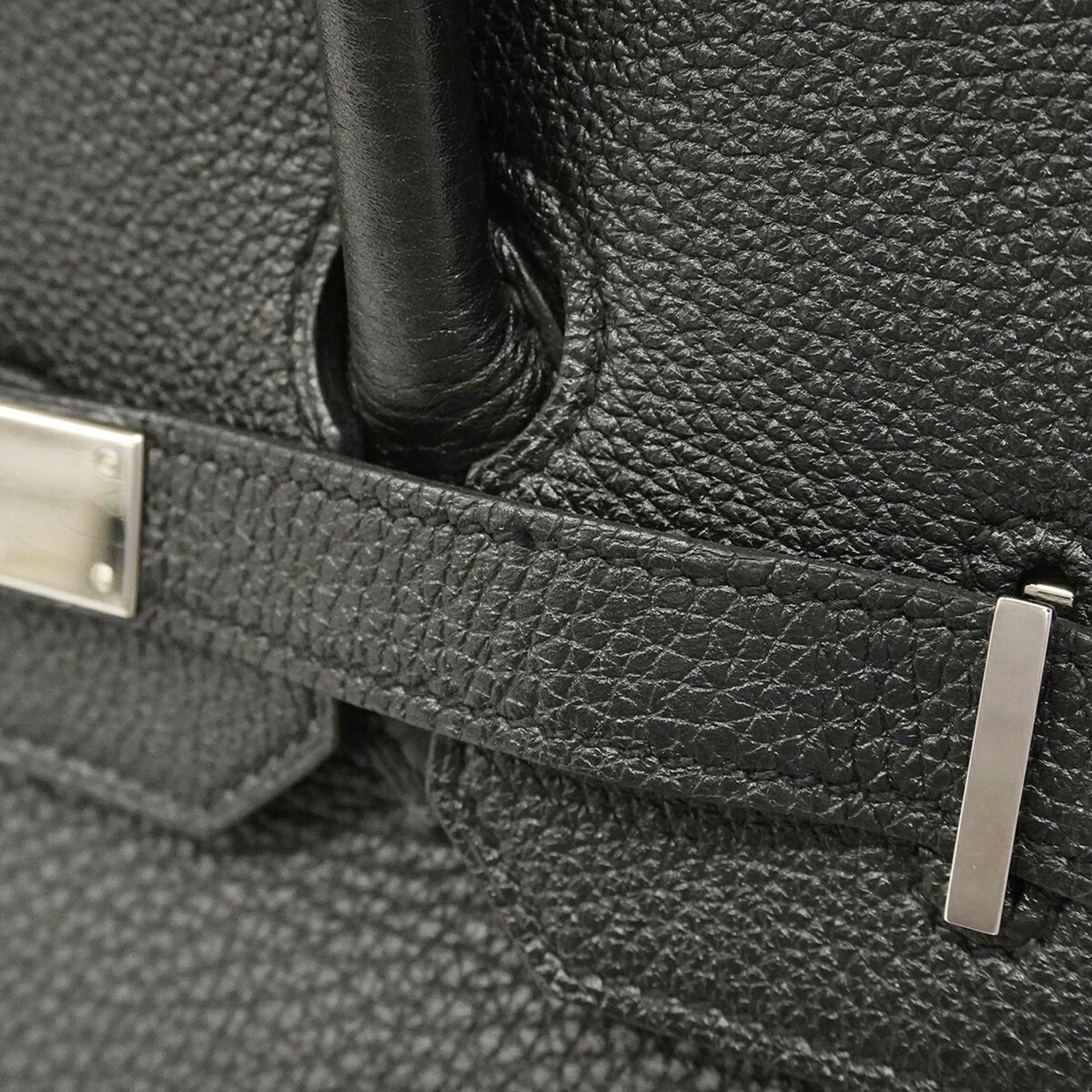 Hermes Black Togo Leather Handbag (Pre-Owned)