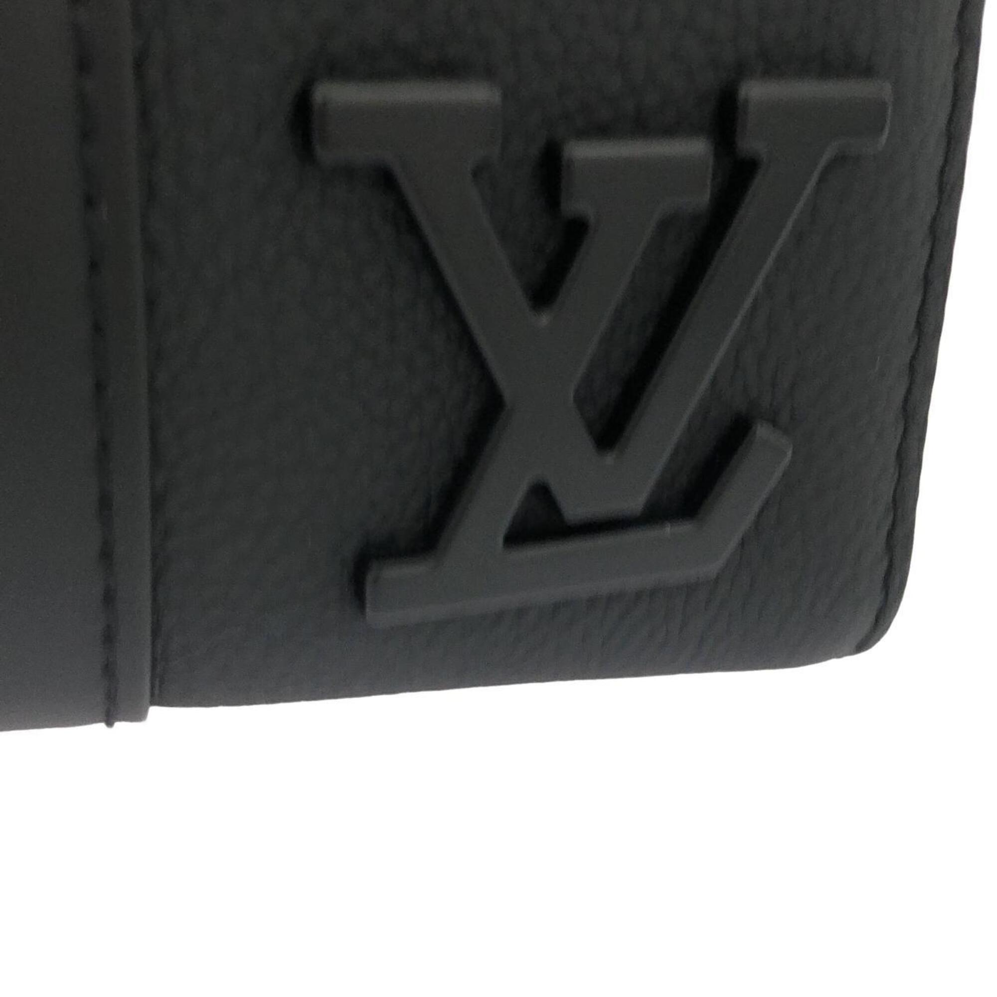 Louis Vuitton Black Leather Shoulder Bag (Pre-Owned)