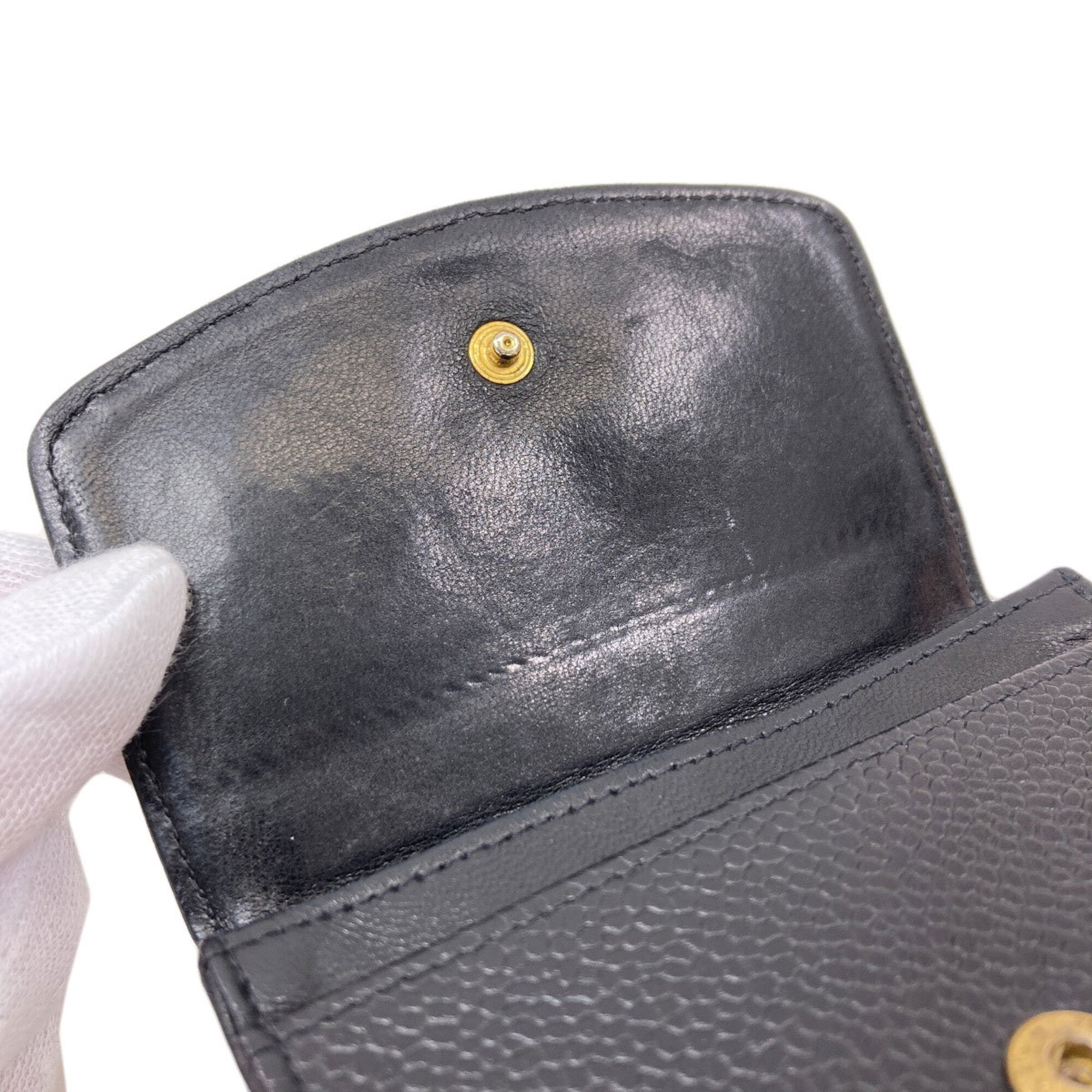 Chanel Black Leather (Pre-Owned)