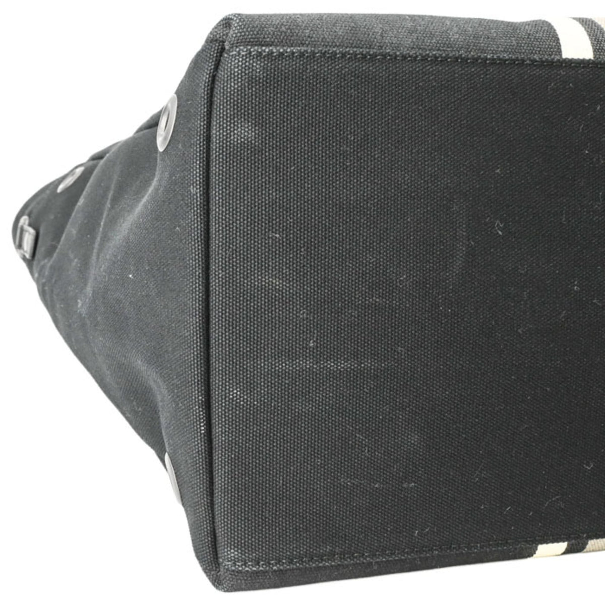 Bottega Veneta Black Canvas Shoulder Bag (Pre-Owned)