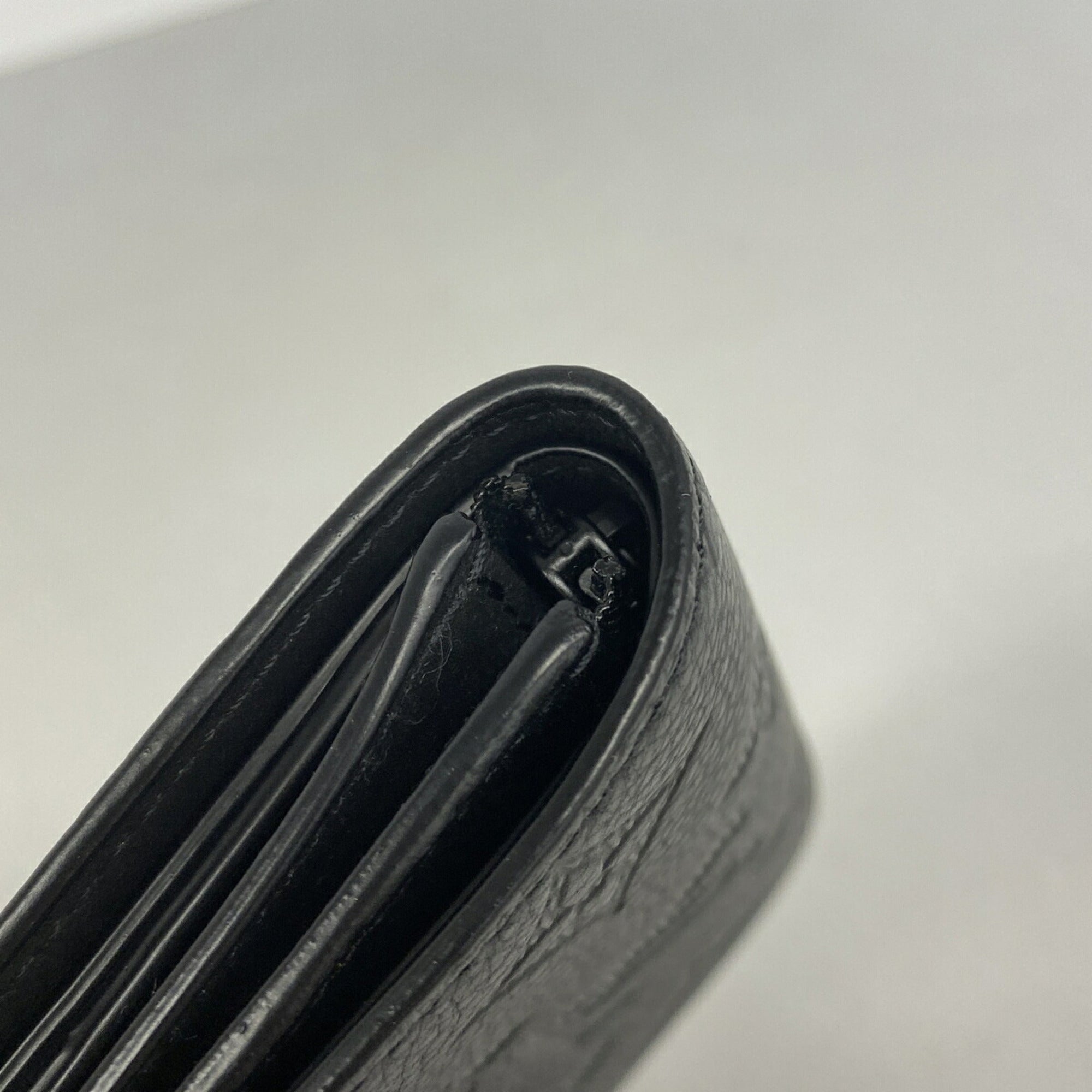 Louis Vuitton Black Wallet (Tri-Fold) (Pre-Owned)