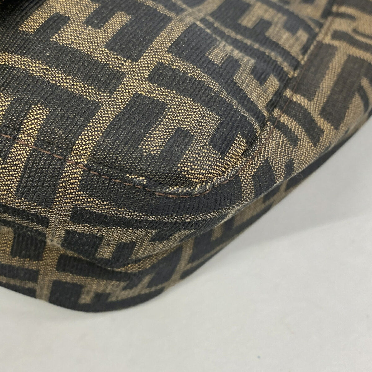 Fendi Brown Nylon Canvas Shoulder Bag (Pre-Owned)