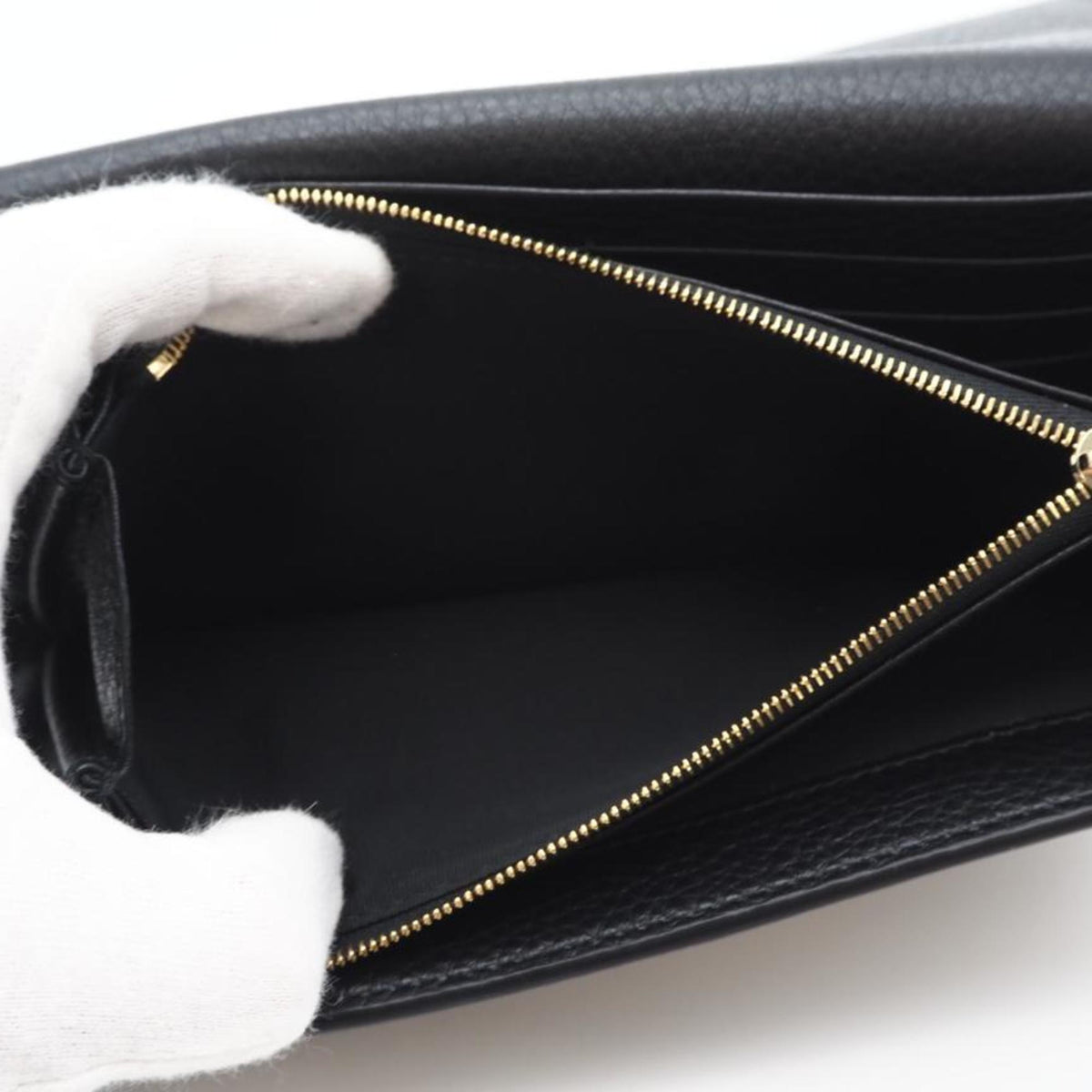 Gucci Black Leather Long Wallet (Bi-Fold) (Pre-Owned)