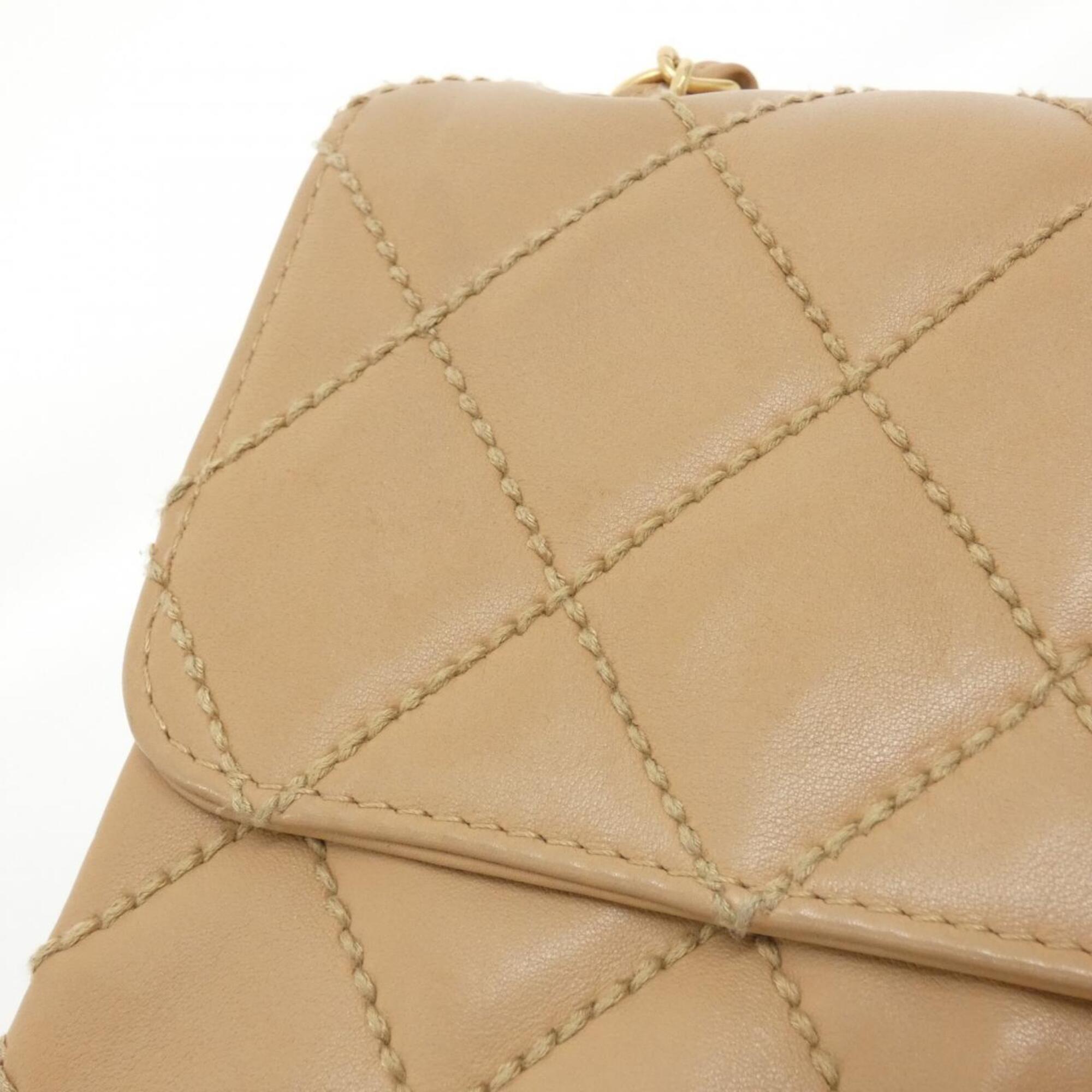 Chanel Beige Leather Shoulder Bag (Pre-Owned)