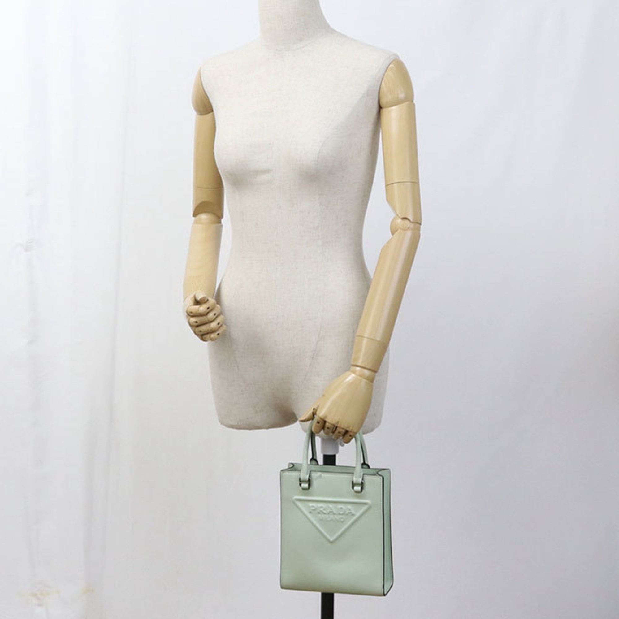 Prada Green Leather Handbag (Pre-Owned)