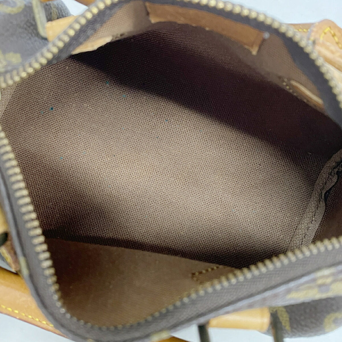 Louis Vuitton Brown Handbag (Pre-Owned)