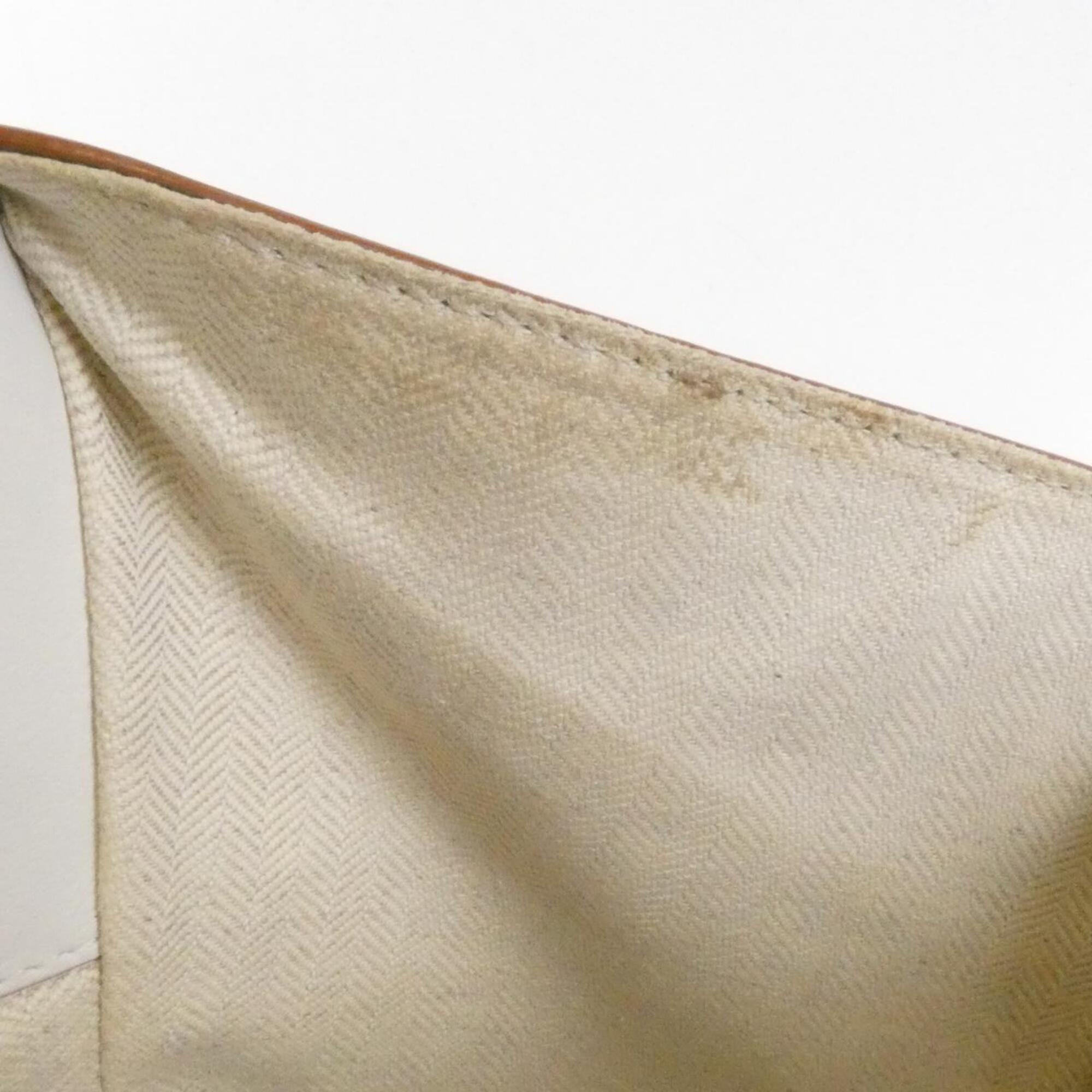 Loewe White Canvas Shoulder Bag (Pre-Owned)