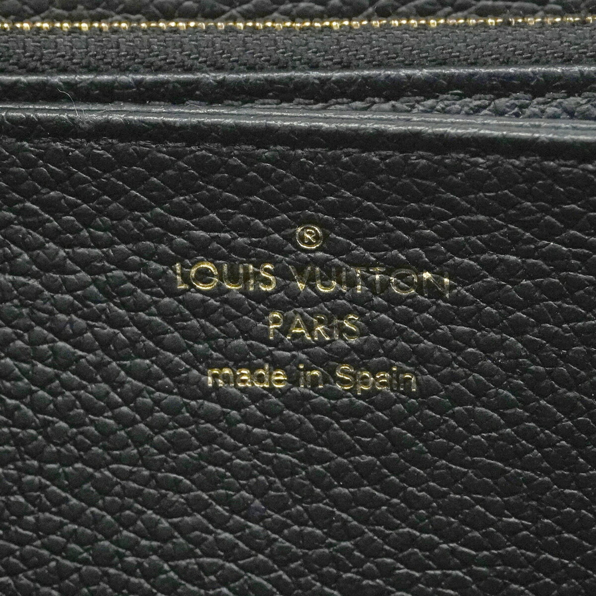 Louis Vuitton Noir Long Wallet (Bi-Fold) (Pre-Owned)