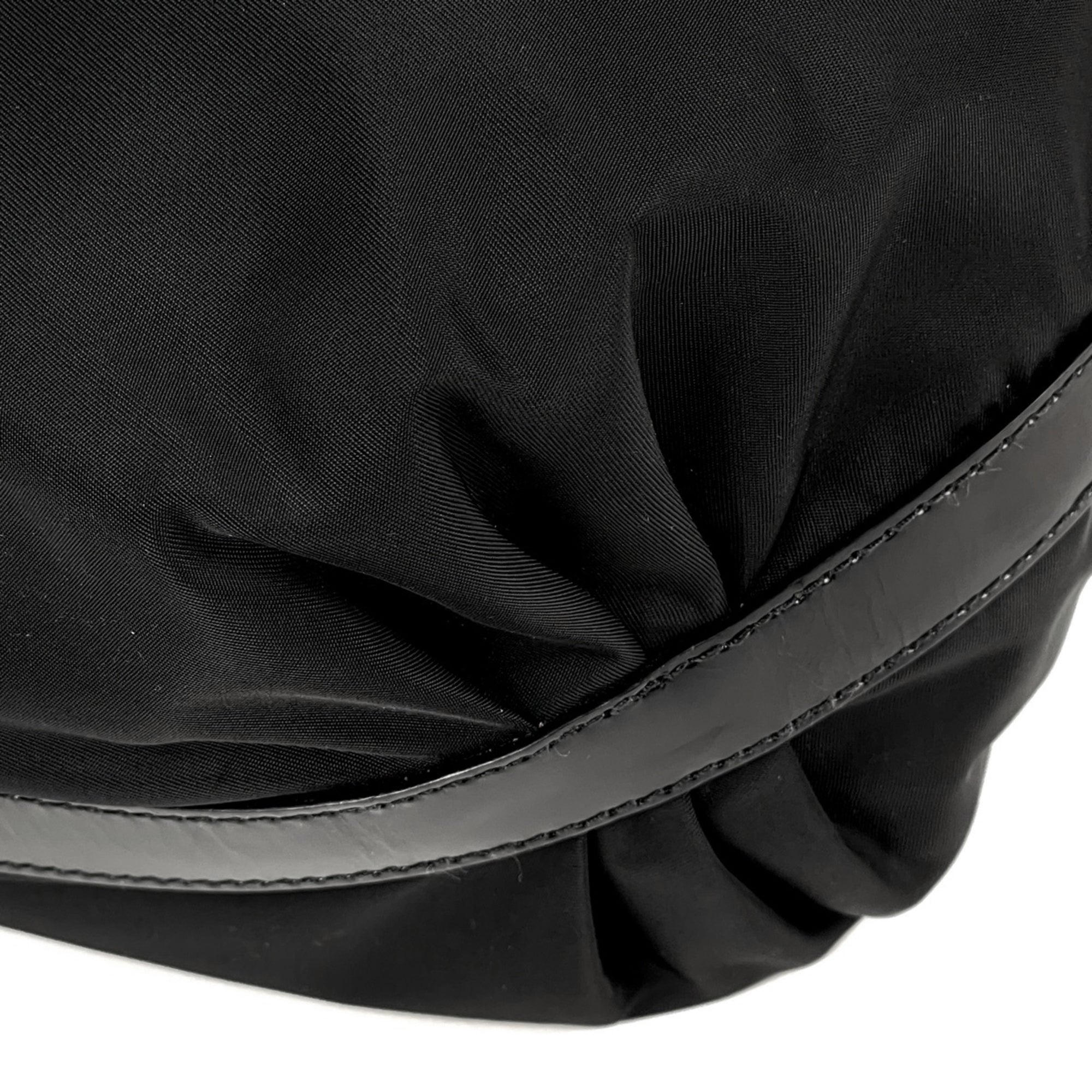 Prada Black Nylon Leather Shoulder Bag (Pre-Owned)