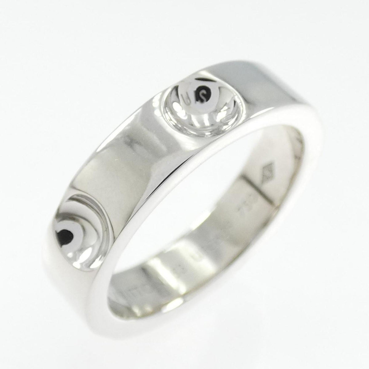 Louis Vuitton White Gold (18K) Band Ring (Pre-Owned)