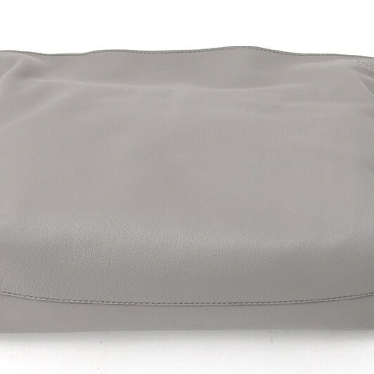 Loewe Gray Leather Shoulder Bag (Pre-Owned)