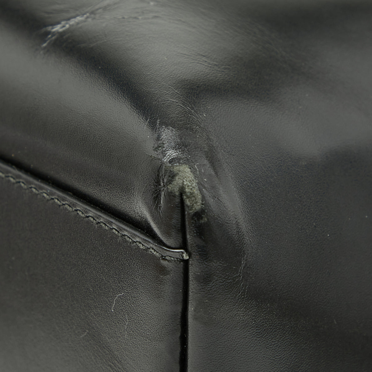 Prada Black Leather Handbag Pouch Tote Bag (Pre-Owned)
