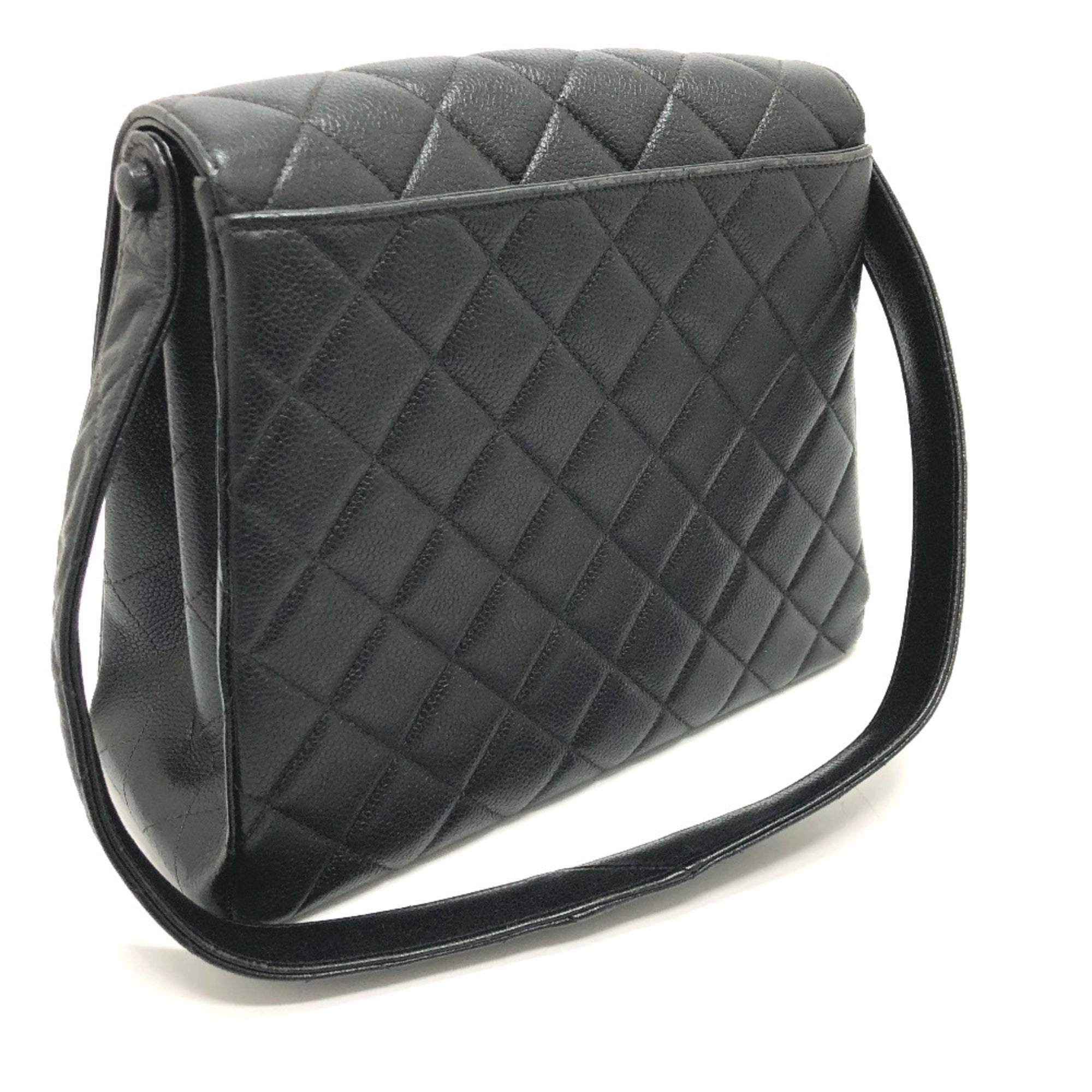 Chanel Black Leather Shoulder Bag (Pre-Owned)