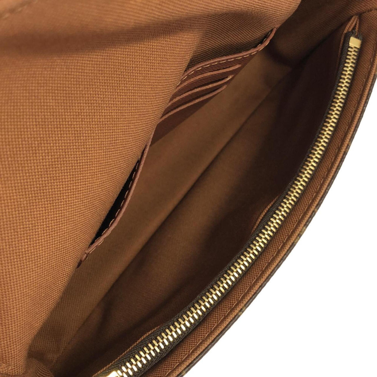 Louis Vuitton Marron Coated Canvas Shoulder Bag (Pre-Owned)