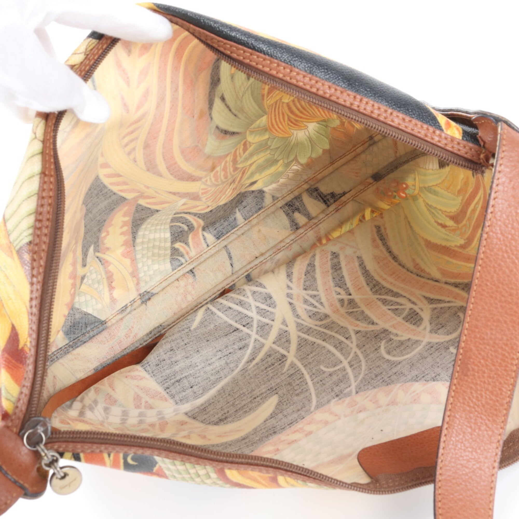 Salvatore Ferragamo Multi-Color Leather Coated Canvas Crossbody Bag Shoulder Bag (Pre-Owned)