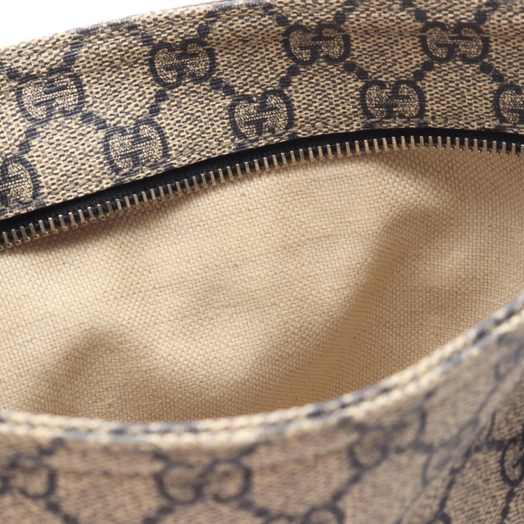 Gucci Ivory Navy Gg Supreme Leather Shoulder Bag (Pre-Owned)