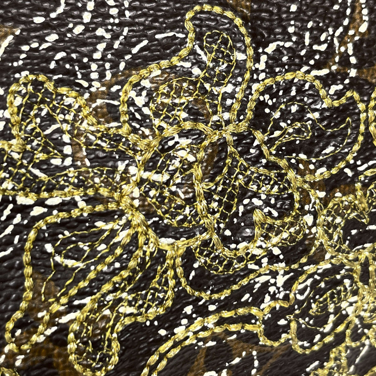 Louis Vuitton Or Handbag (Pre-Owned)