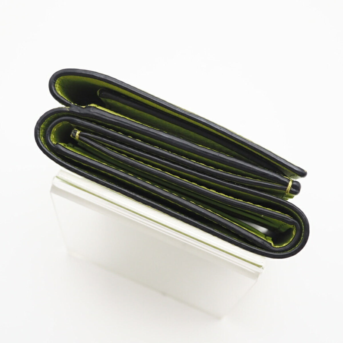 Loewe Green Leather Wallet (Tri-Fold) (Pre-Owned)
