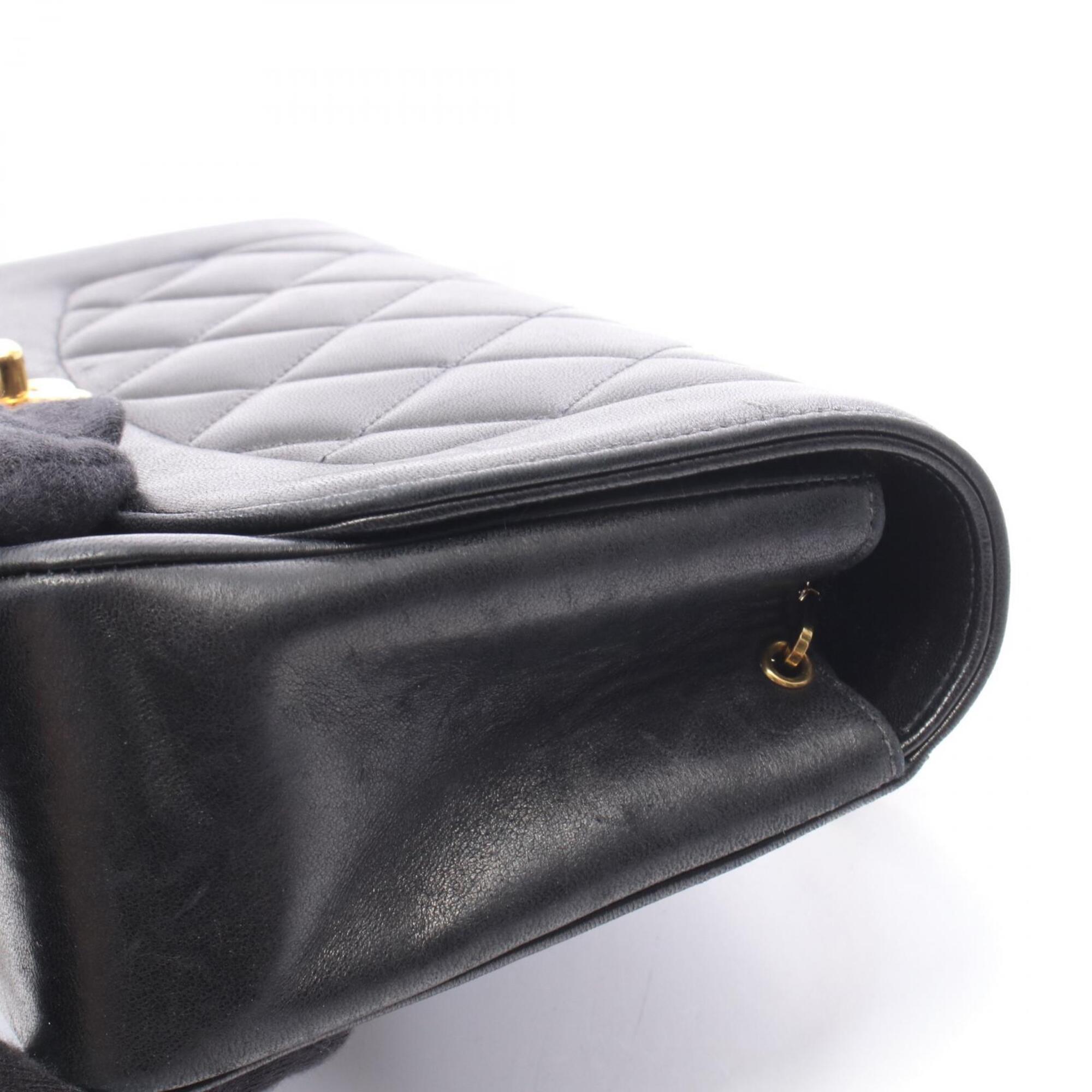 Chanel Black Leather Handbag Shoulder Bag (Pre-Owned)