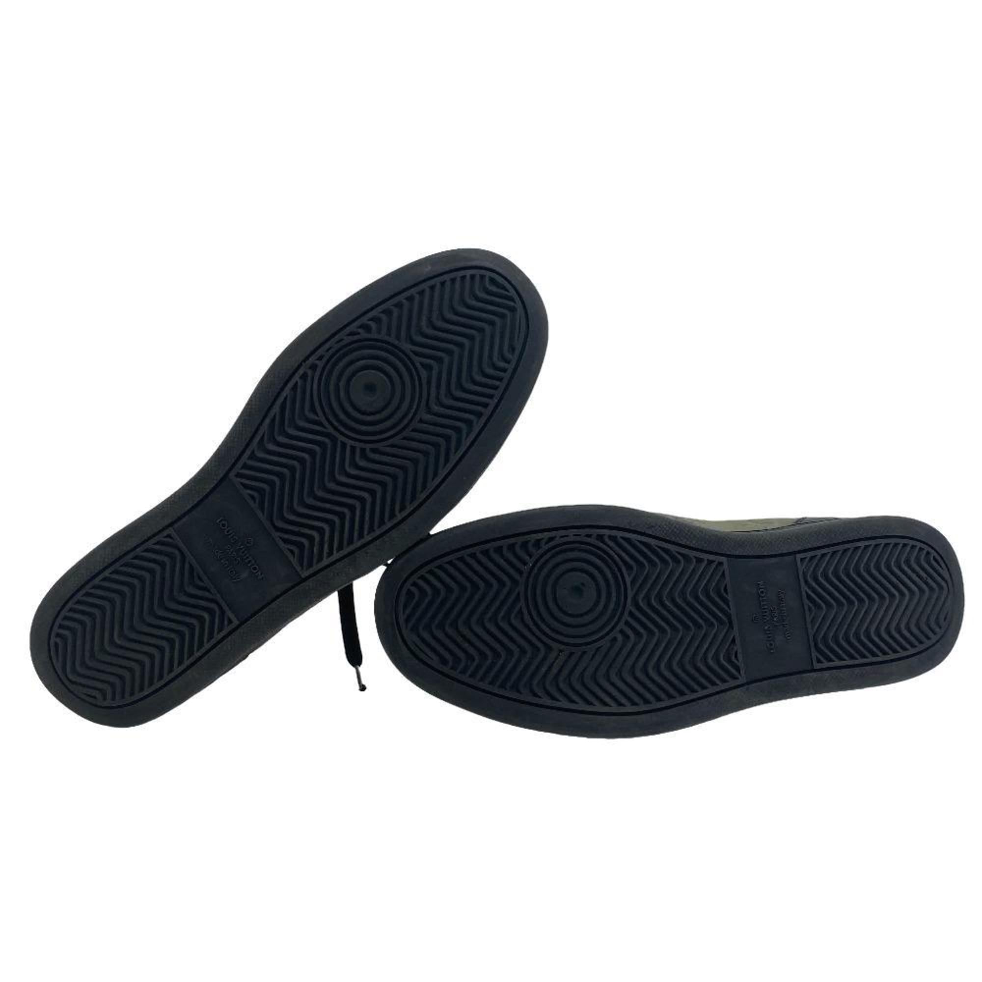Louis Vuitton Black Sneakers (Pre-Owned)