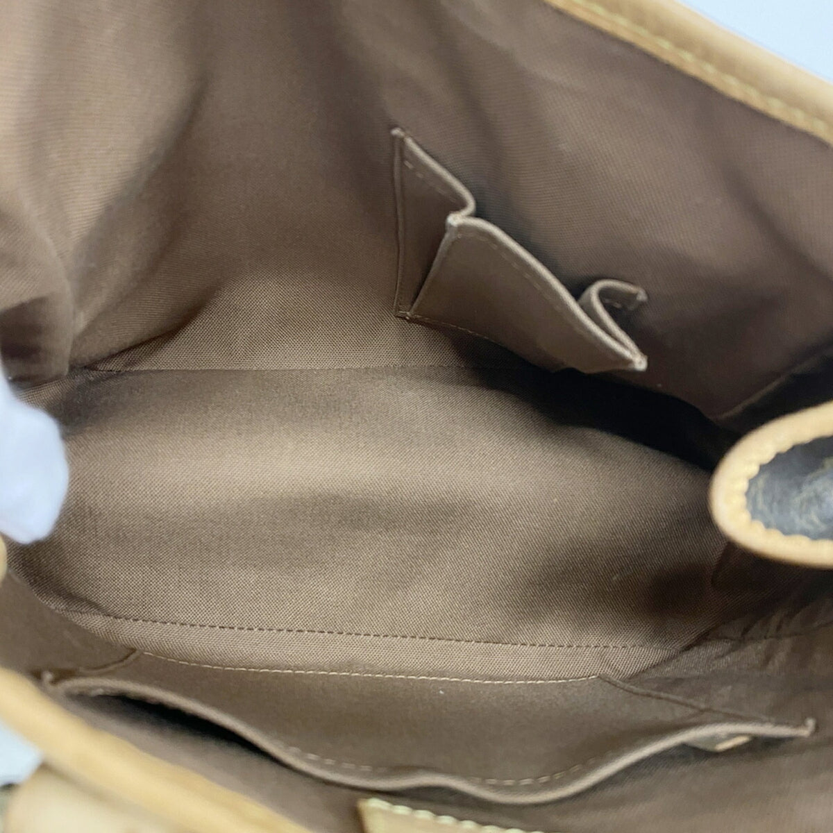Louis Vuitton Brown Handbag (Pre-Owned)