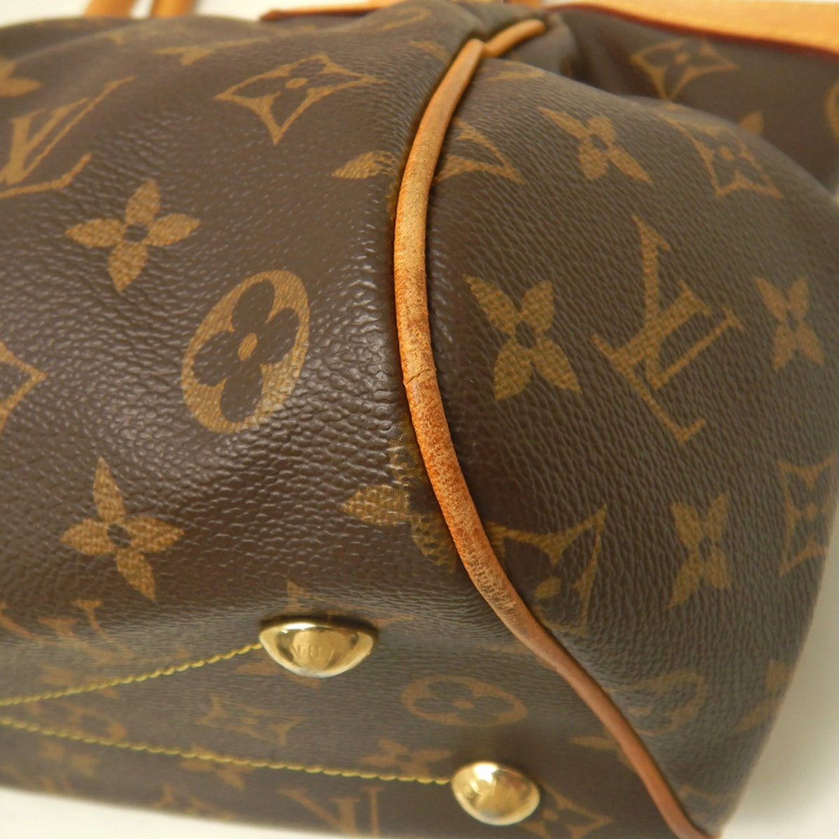 Louis Vuitton Brown Monogram Monogram Handbag (Pre-Owned)