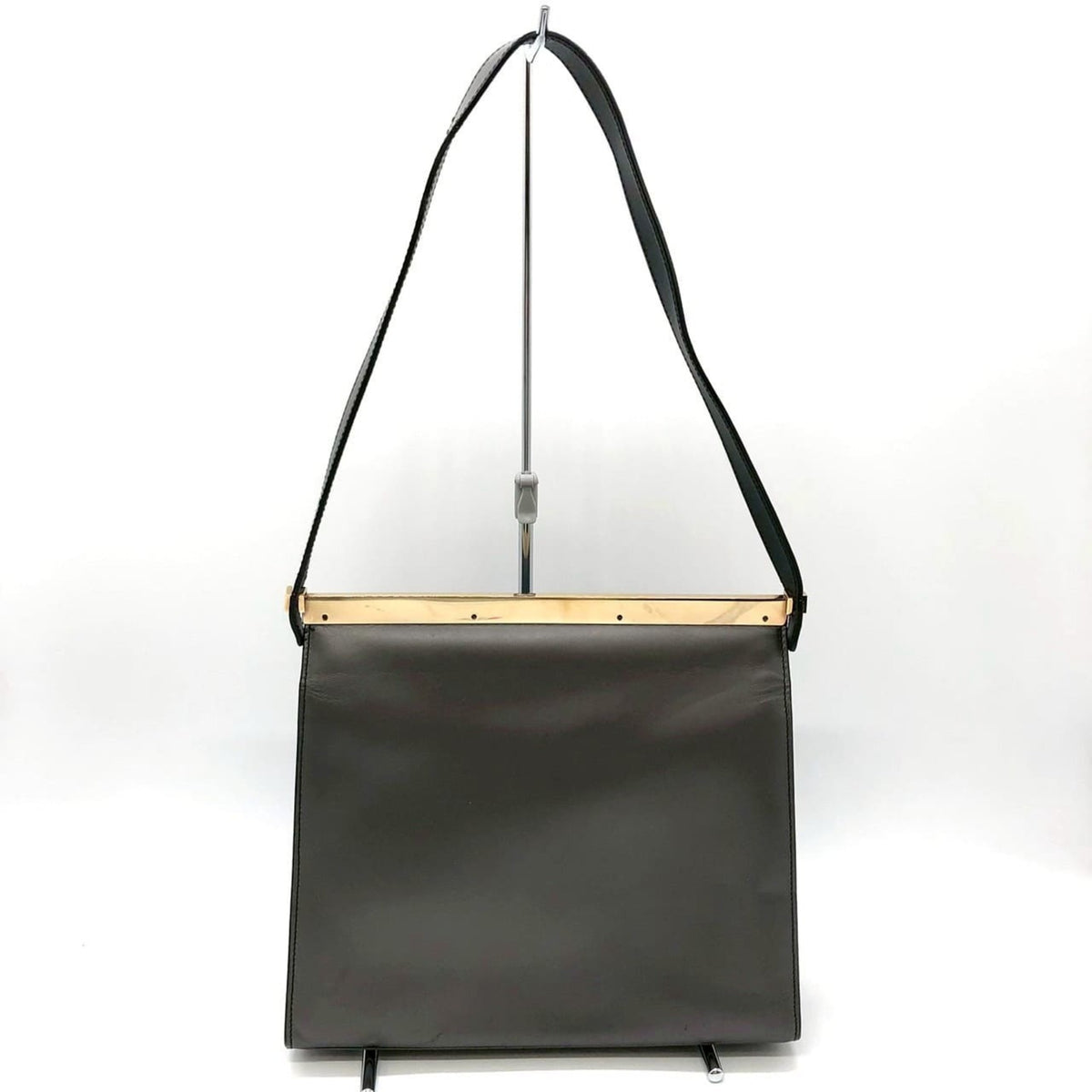 Gucci Gray Leather Shoulder Bag (Pre-Owned)
