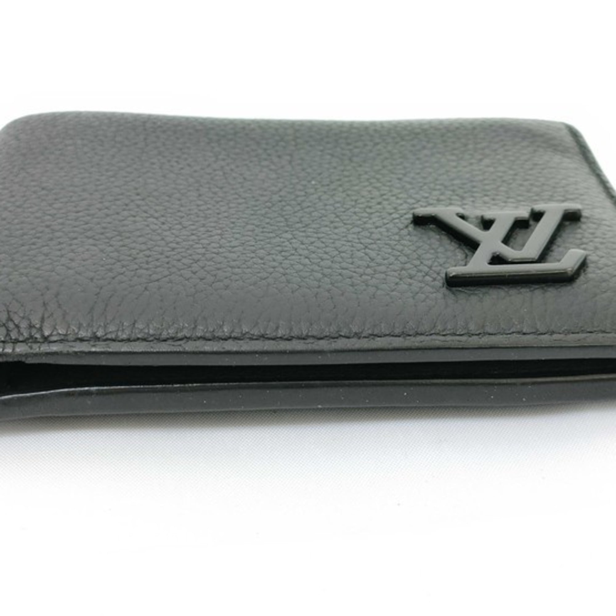 Louis Vuitton Black Leather Wallet (Bi-Fold) (Pre-Owned)