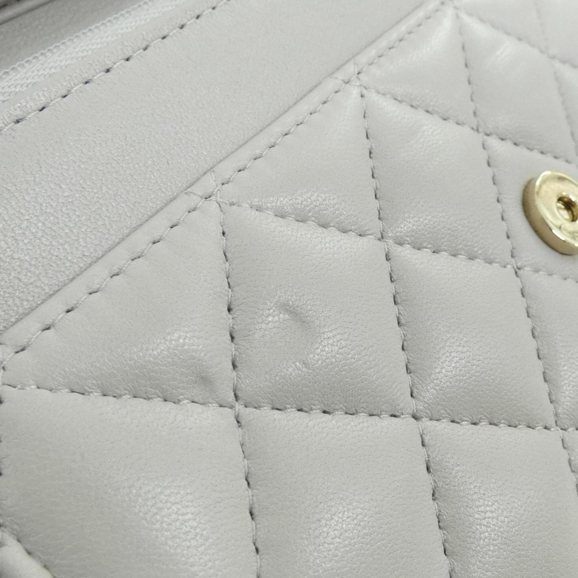 Chanel Gray Leather Chain/Shoulder Wallet (Pre-Owned)