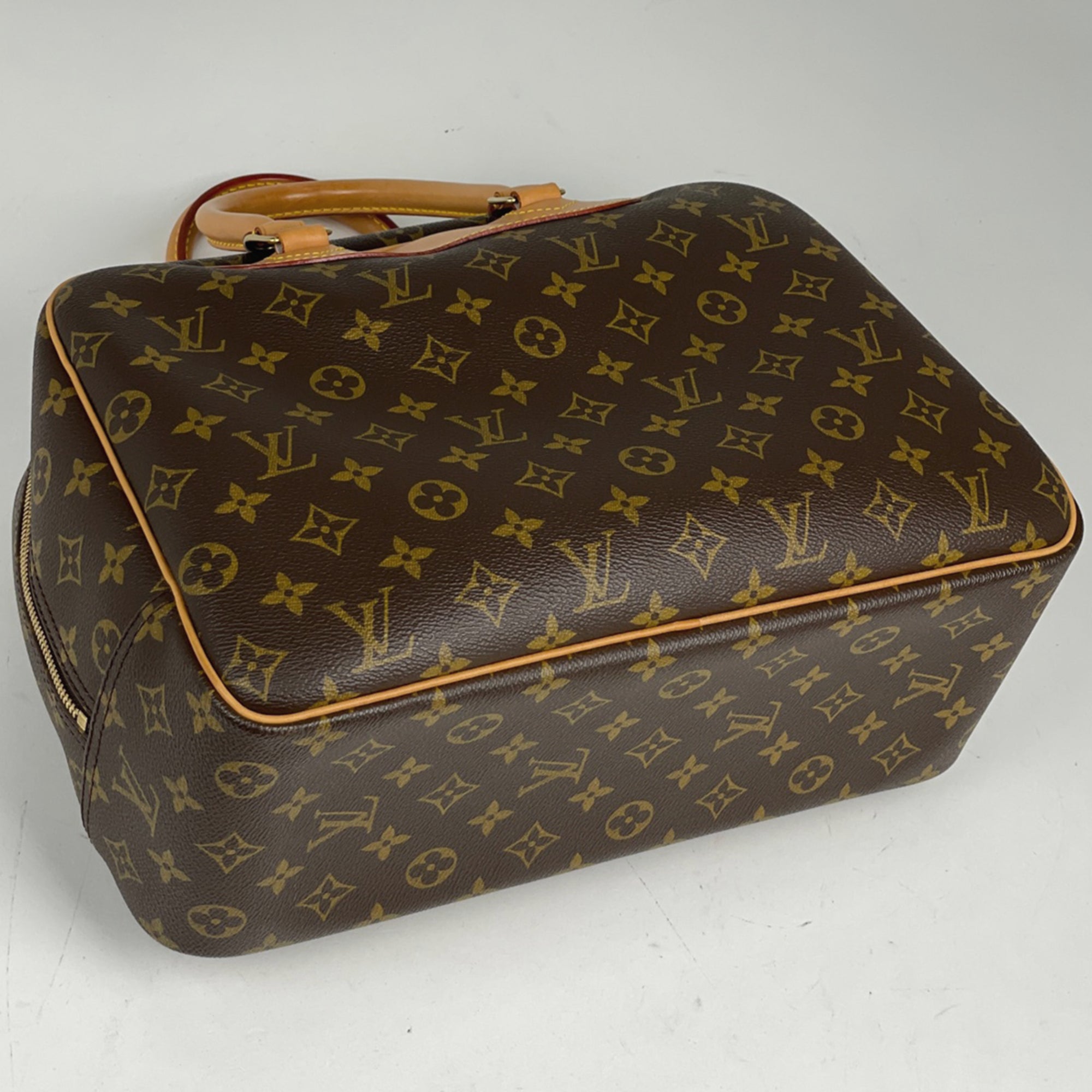 Louis Vuitton Brown Monogram Monogram Handbag (Pre-Owned)
