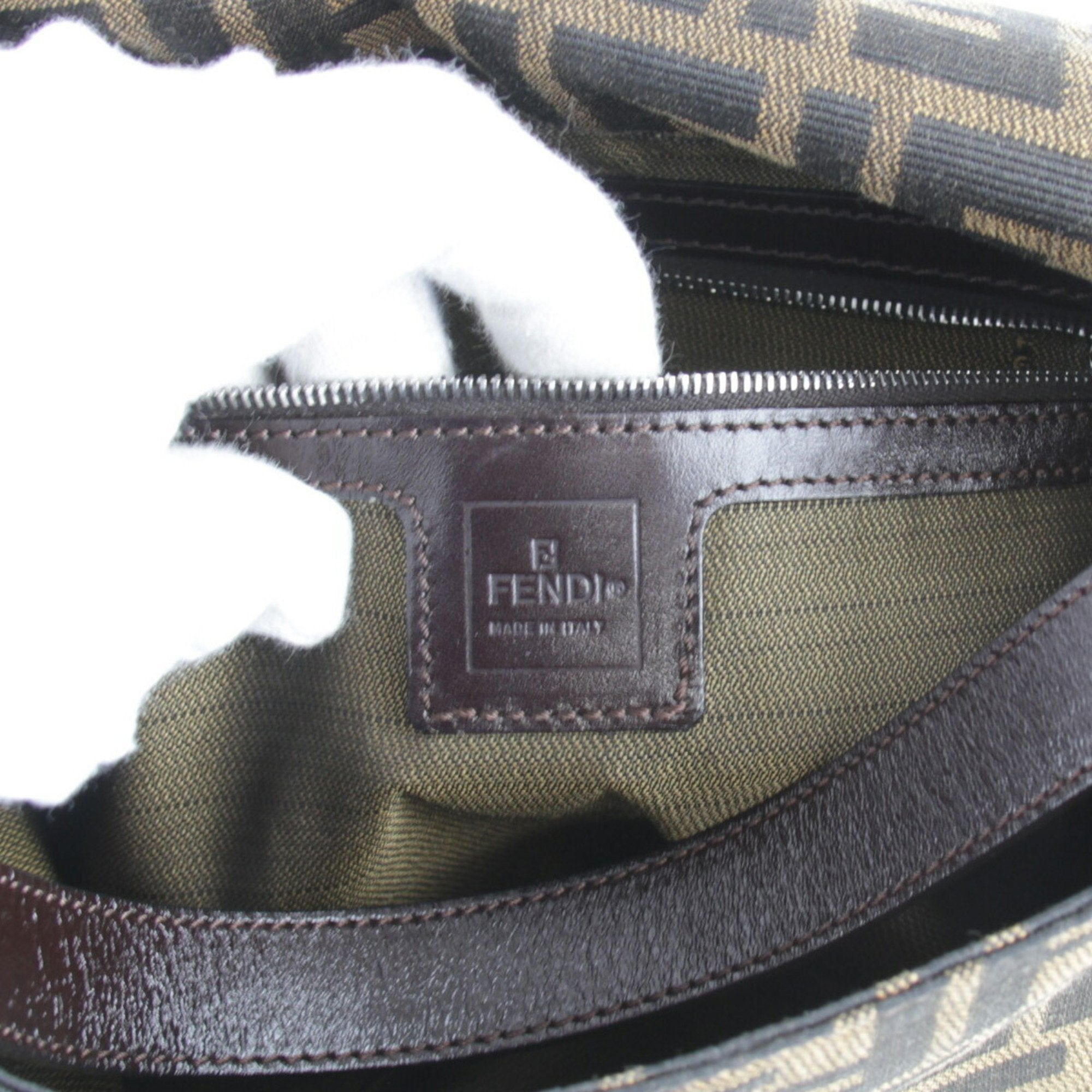Fendi Brown Canvas Shoulder Bag (Pre-Owned)