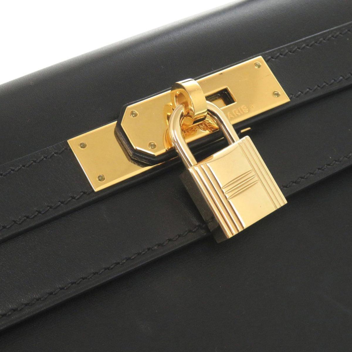 Hermes Black Box Calf Leather Handbag (Pre-Owned)