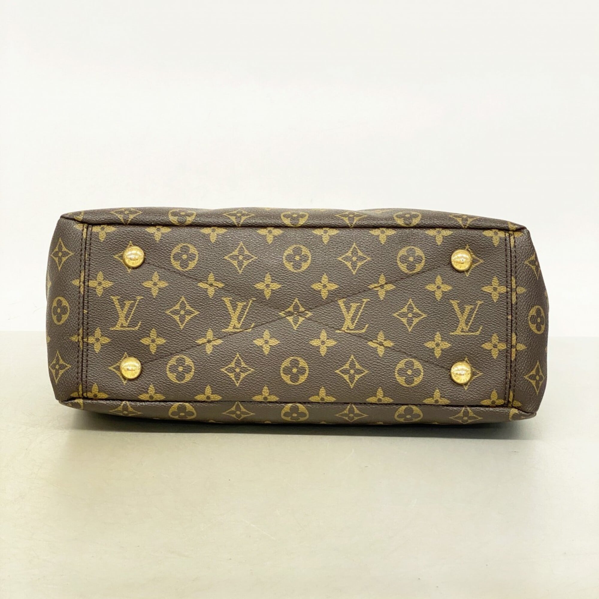 Louis Vuitton Ivory Saffron Handbag (Pre-Owned)