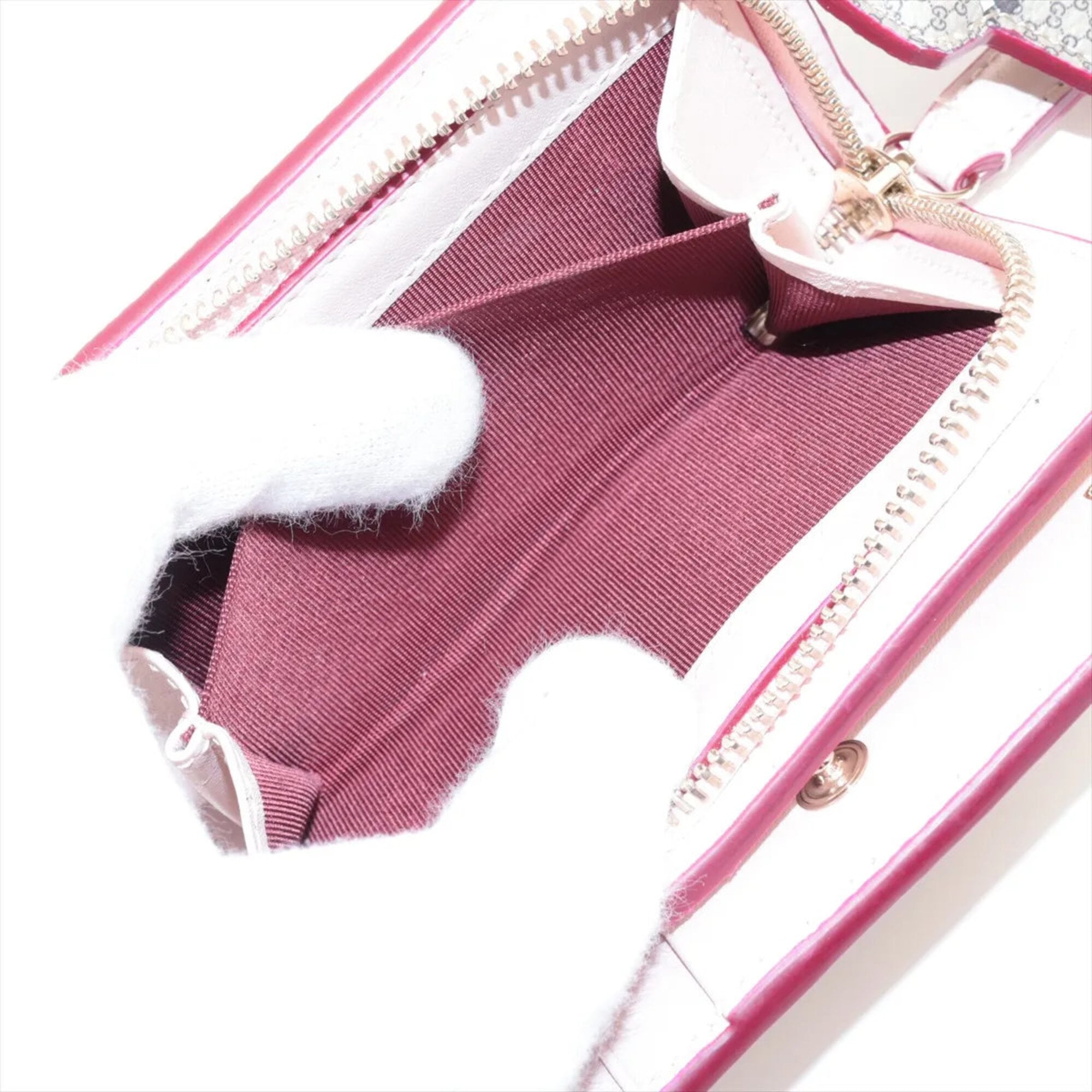 Gucci Pink Gg Supreme Wallet (Bi-Fold) (Pre-Owned)
