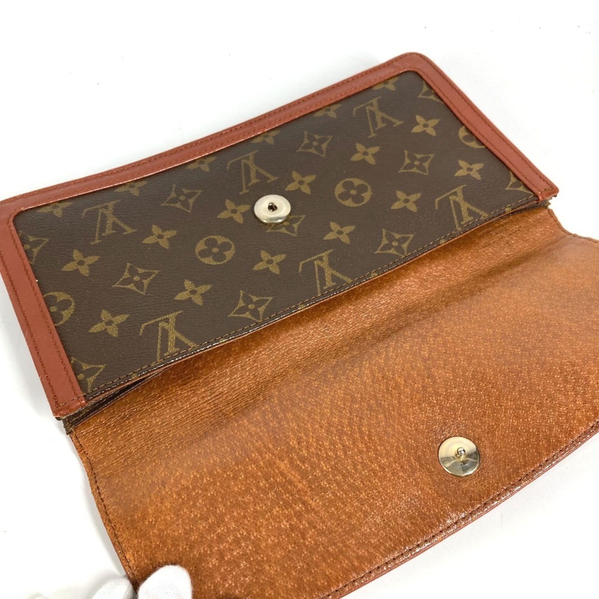 Louis Vuitton Brown Monogram Clutch Bag Handbag Pochette (Pre-Owned)