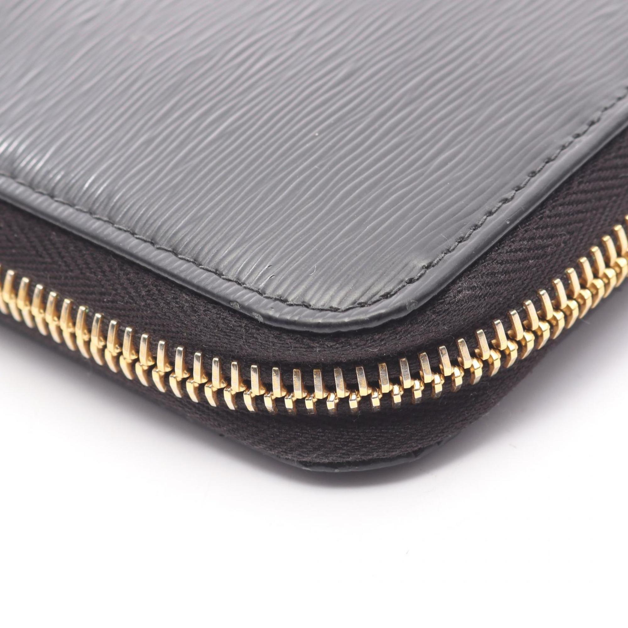Prada Black Leather Long Wallet (Bi-Fold) (Pre-Owned)