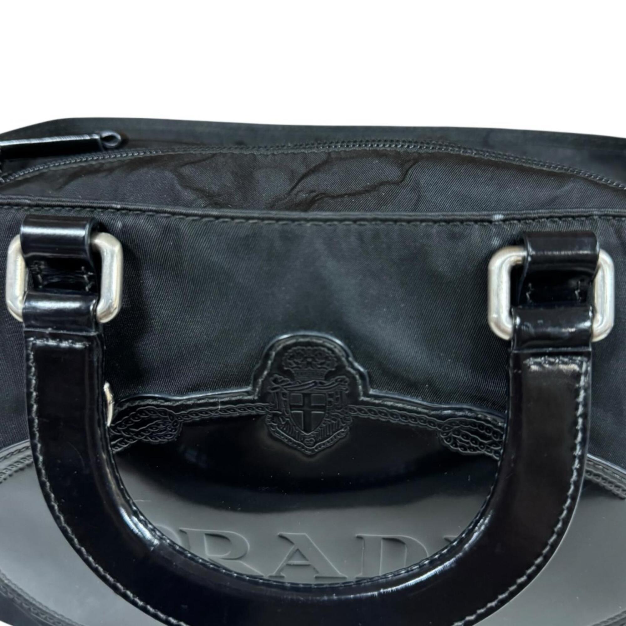 Prada Black Nylon Shoulder Bag (Pre-Owned)