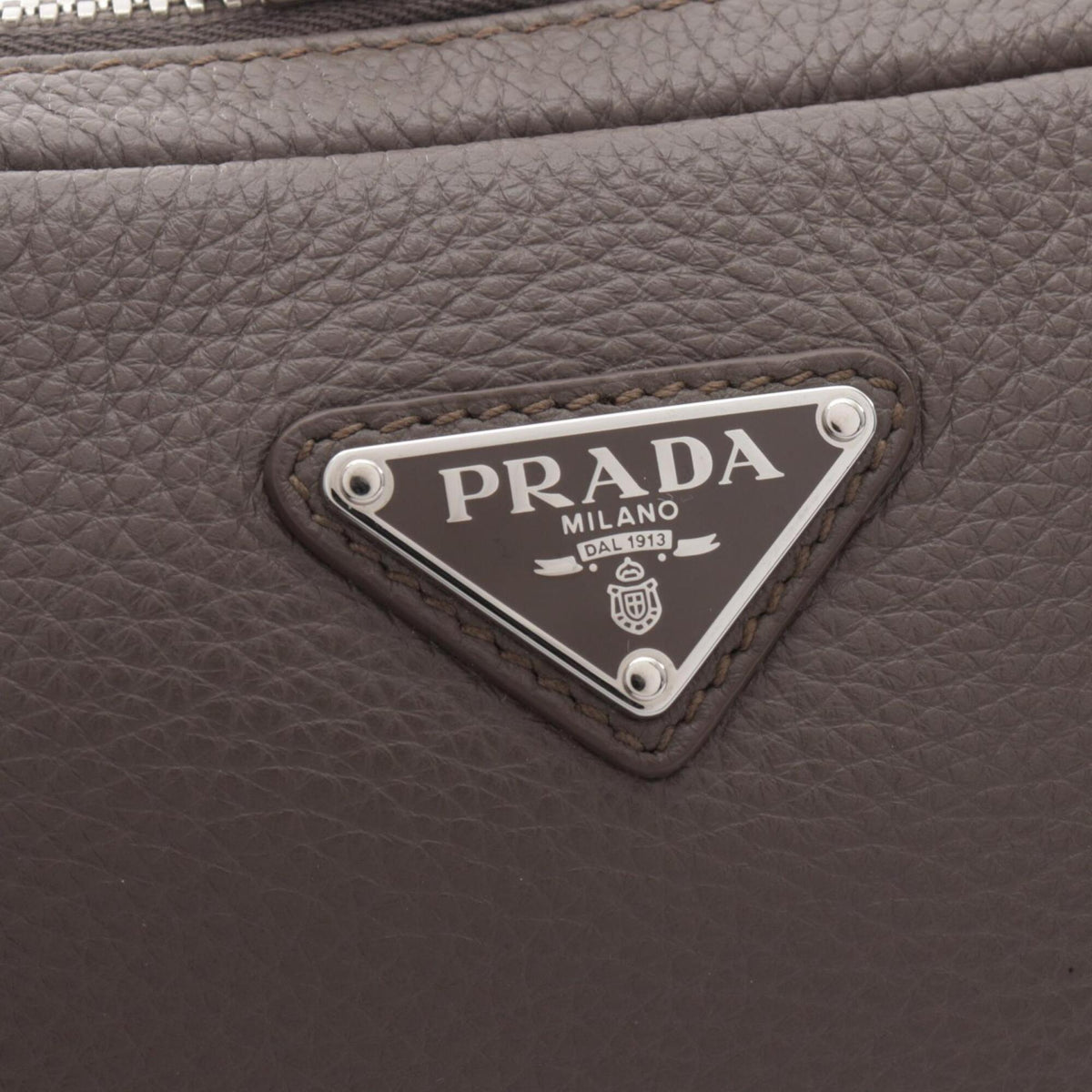 Prada Beige Leather Fanny Pack (Pre-Owned)