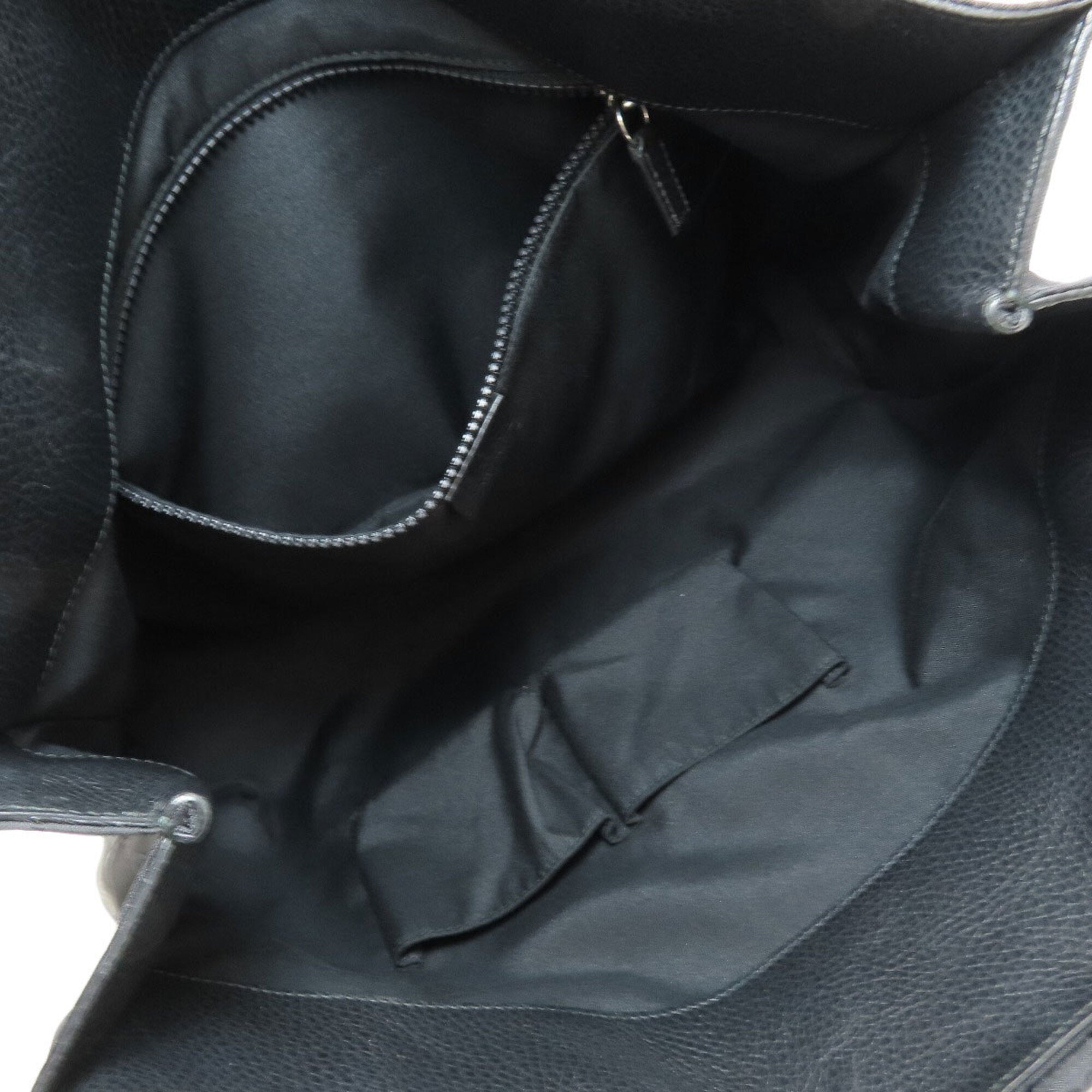 Gucci Black Nylon Tote Bag (Pre-Owned)
