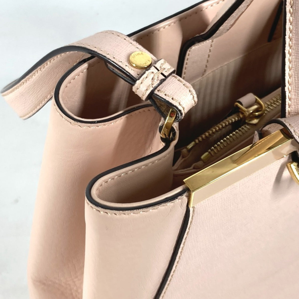 Fendi Beige Leather Shoulder Bag Tote Bag (Pre-Owned)