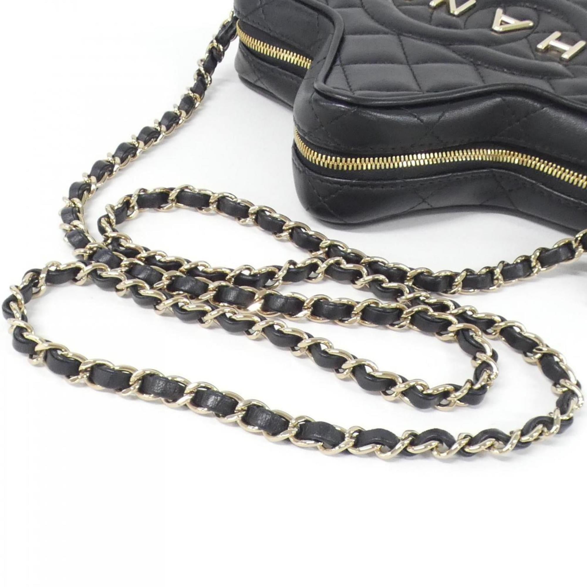 Chanel Black Leather Shoulder Bag (Pre-Owned)