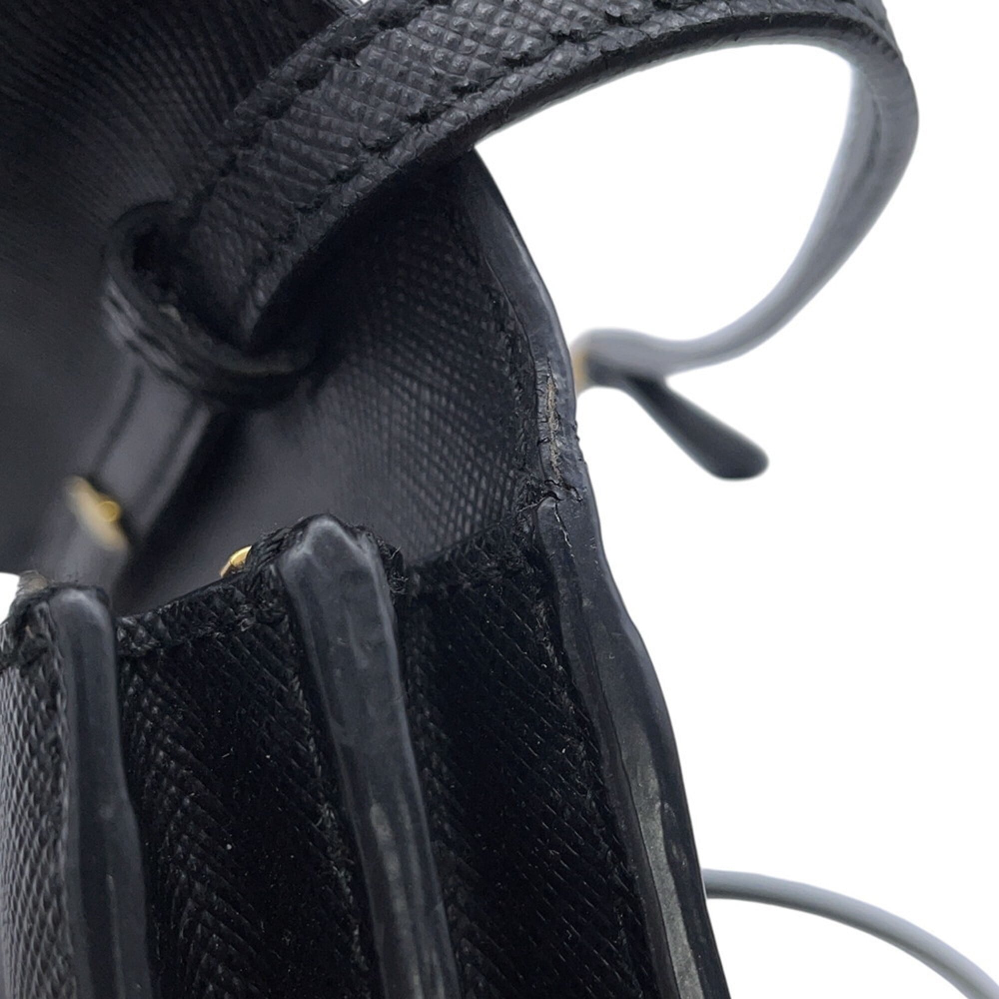 Prada Black Saffiano Chain/Shoulder Wallet (Pre-Owned)