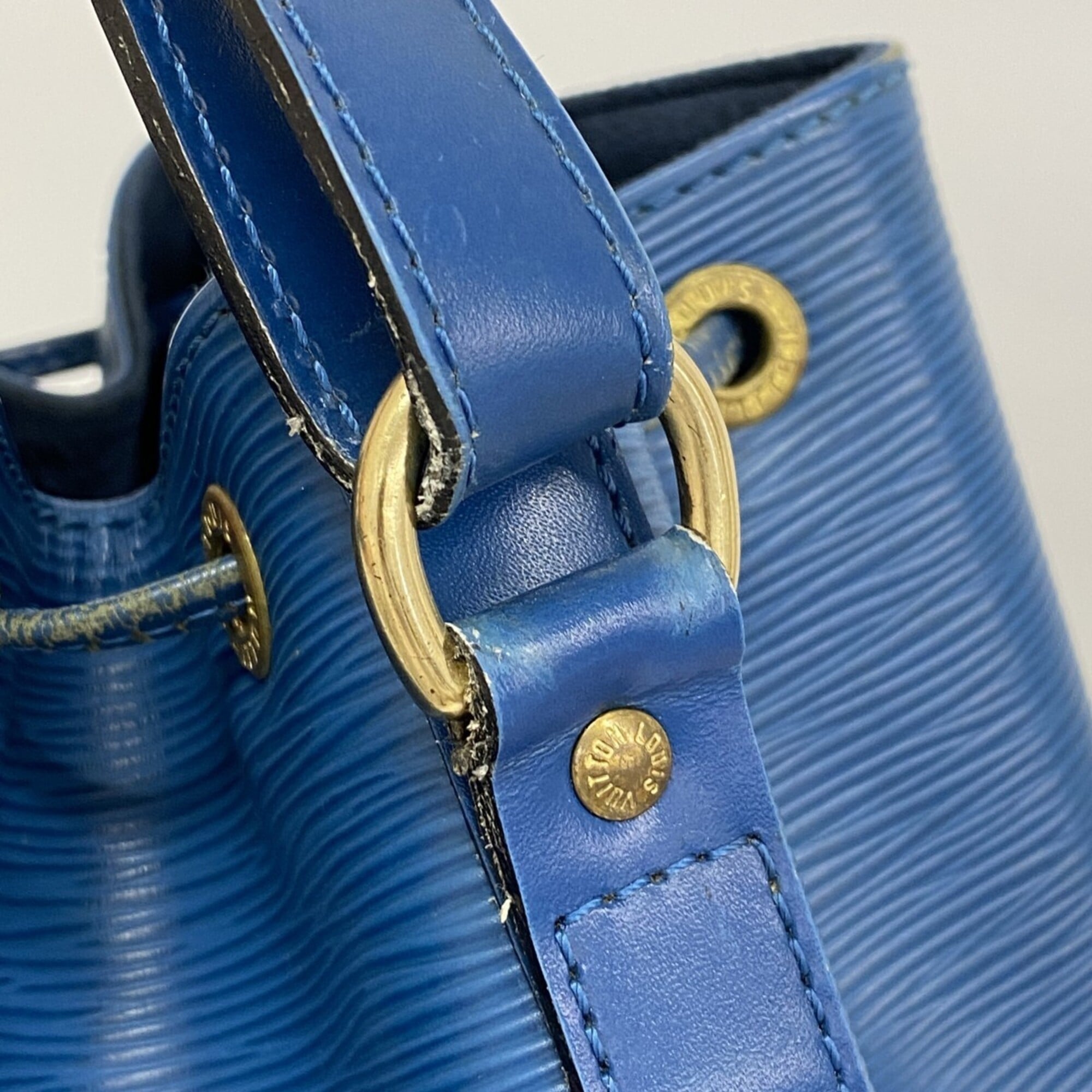 Louis Vuitton Toledo Blue Shoulder Bag (Pre-Owned)