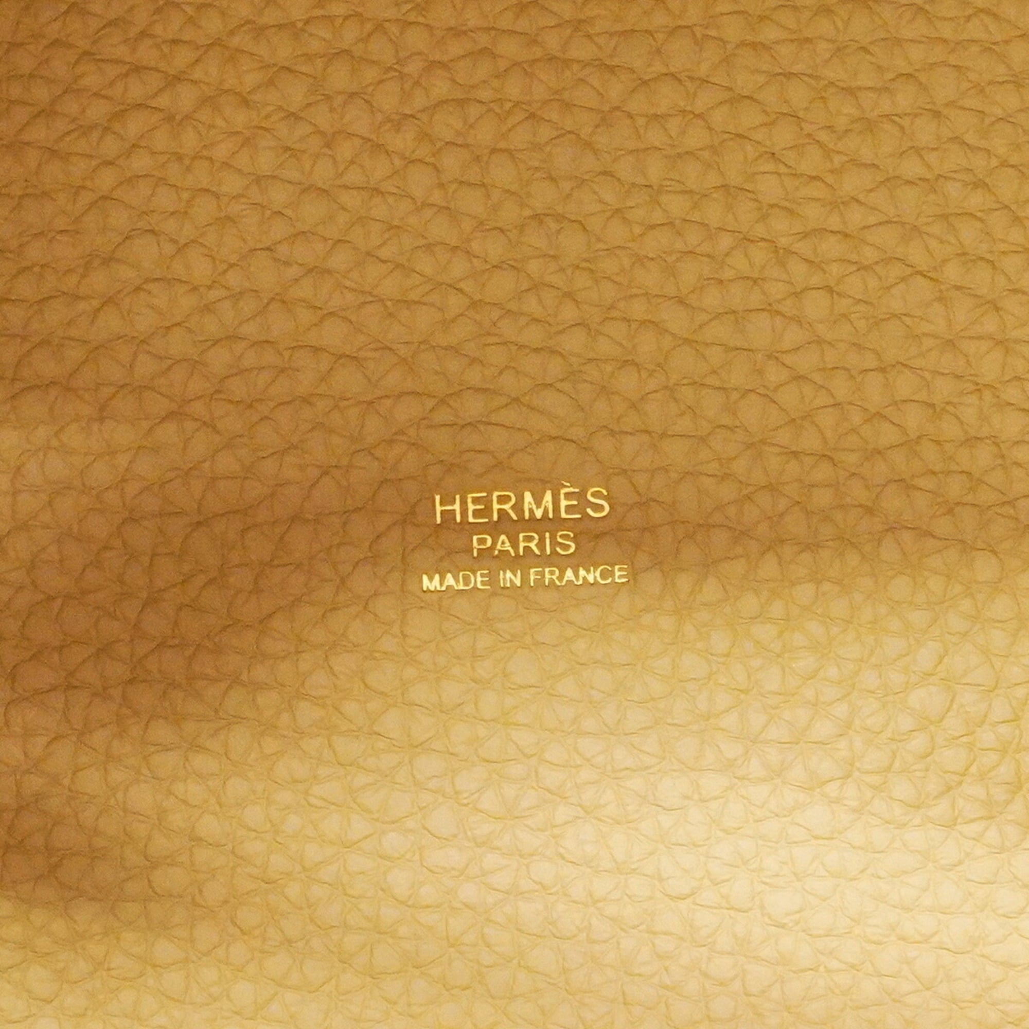 Hermes Beige Taurillon Clemence Leather Handbag (Pre-Owned)