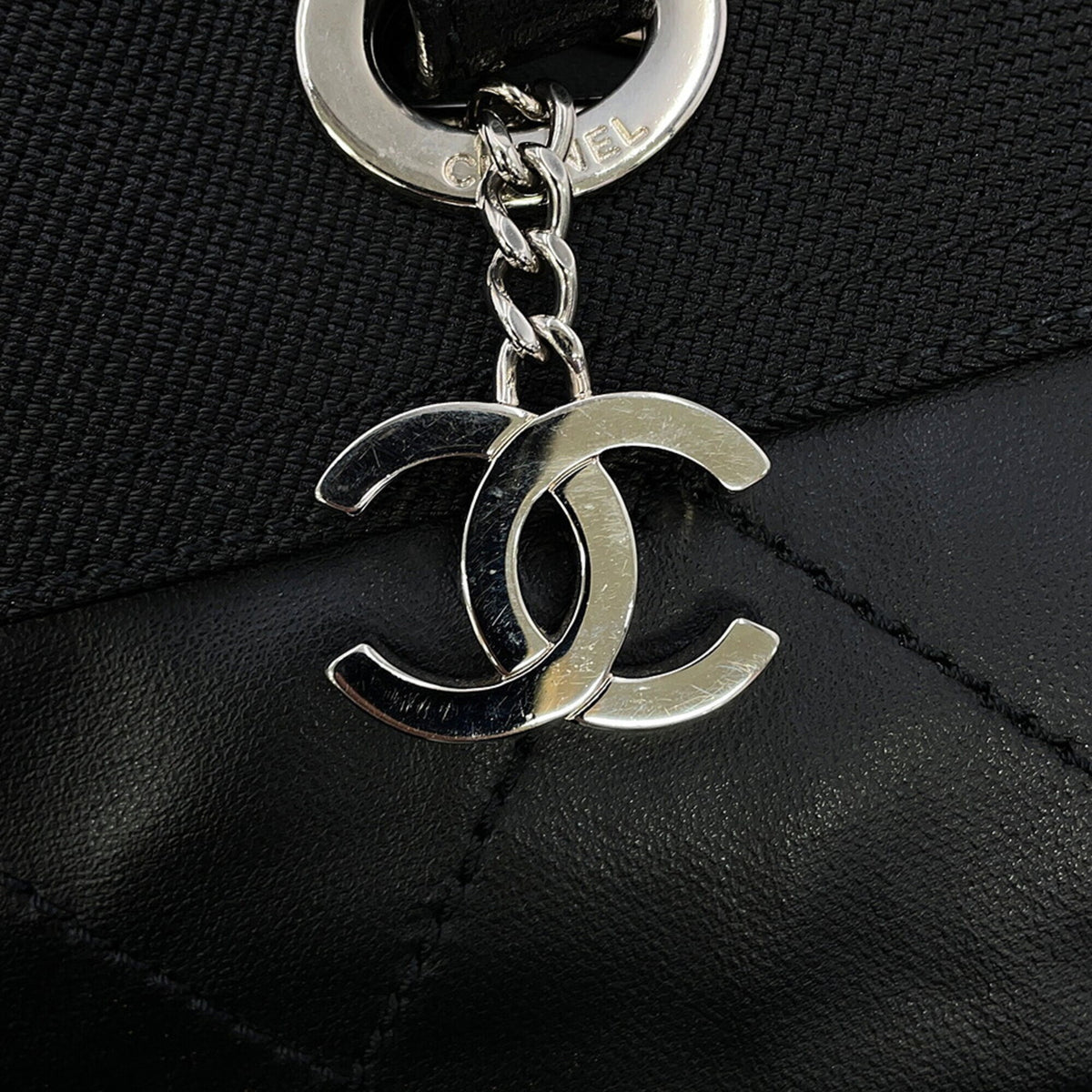 Chanel Black Leather Canvas Tote Bag (Pre-Owned)
