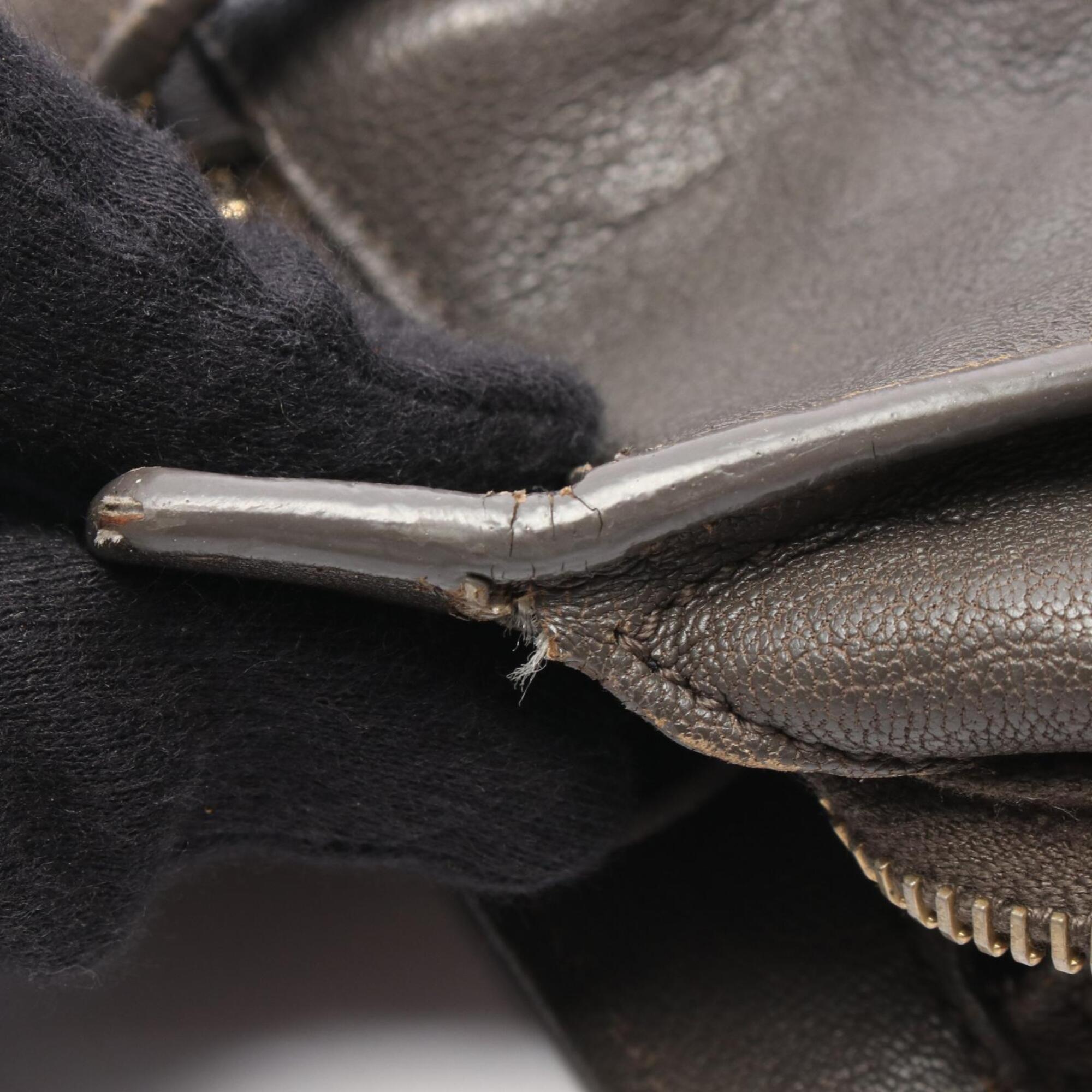 Yves Saint Laurent Gray Leather Handbag (Pre-Owned)
