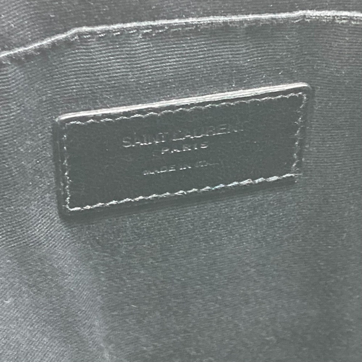Saint Laurent Navy Leather Clutch Bag (Pre-Owned)